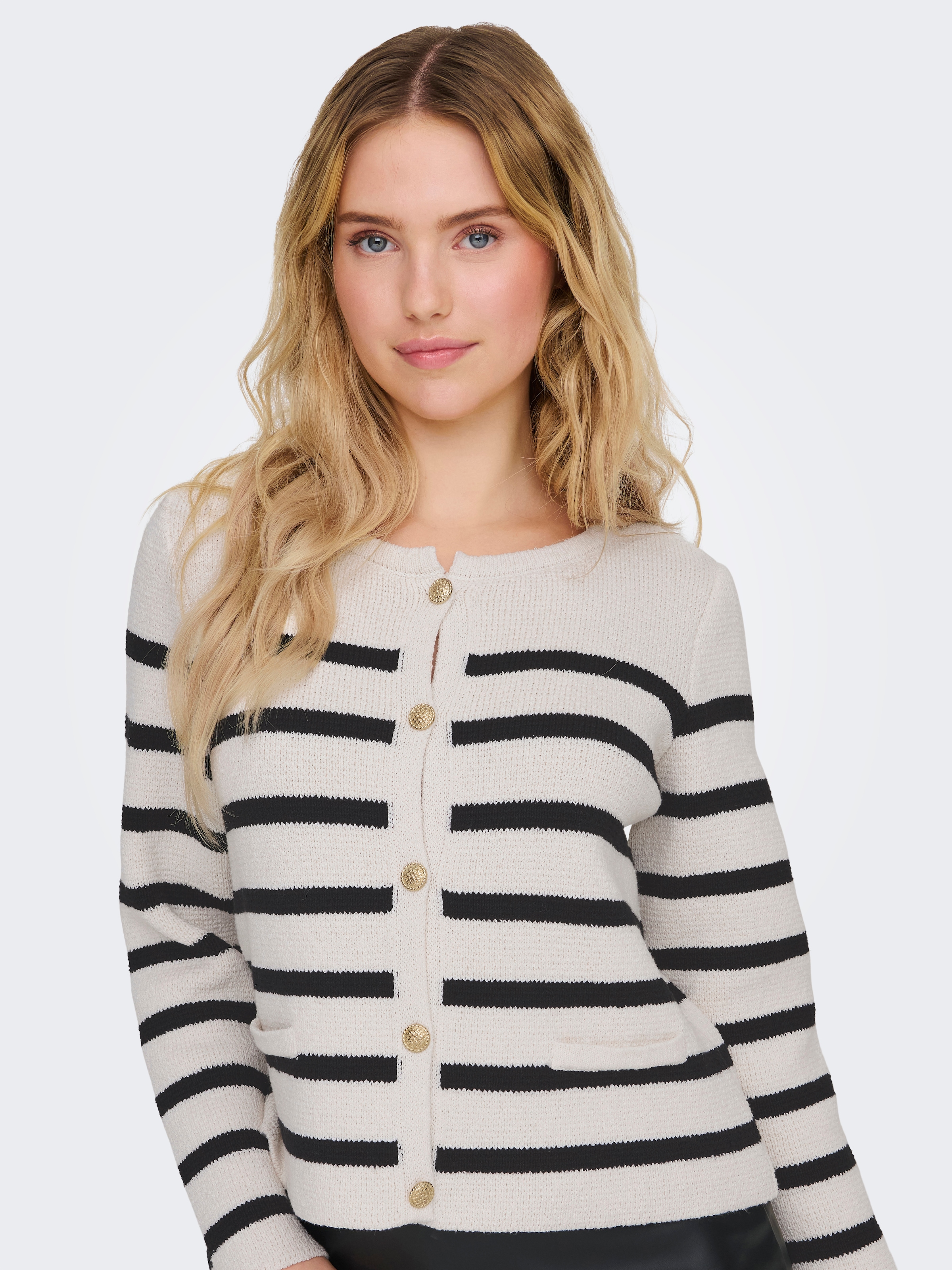 ONLY Strickjacke »ONLLAURA LIFE LS O-NECK CARDIGAN CC KNT«