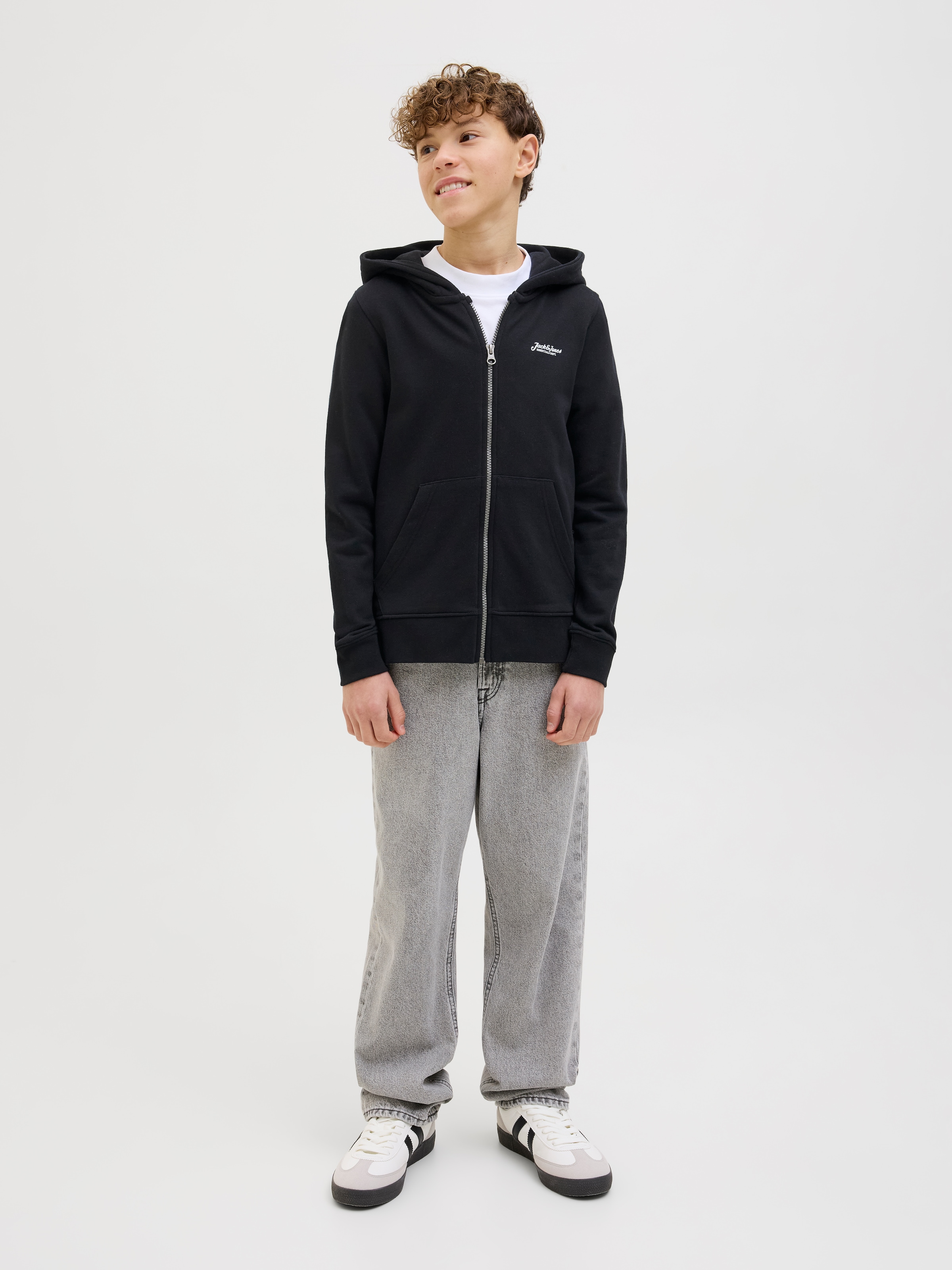 Jack & Jones Junior Kapuzensweatjacke »JJBEAU SWEAT ZIP HOOD JNR«, mit kleinem Brust-Logo-Motiv