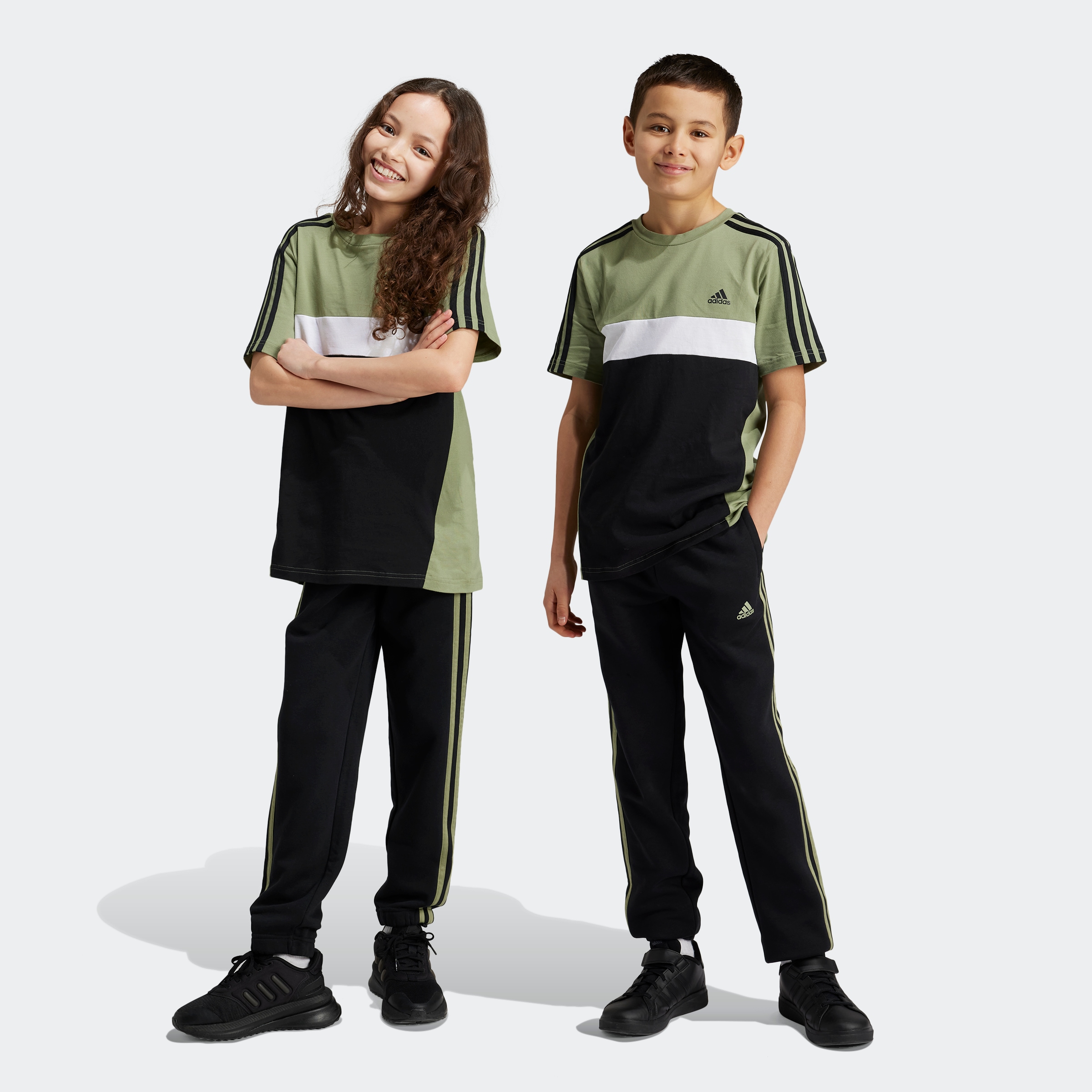adidas Sportswear Sporthose »ESSENTIALS 3STREIFEN FLEECEHOSE«, (1 tlg.)