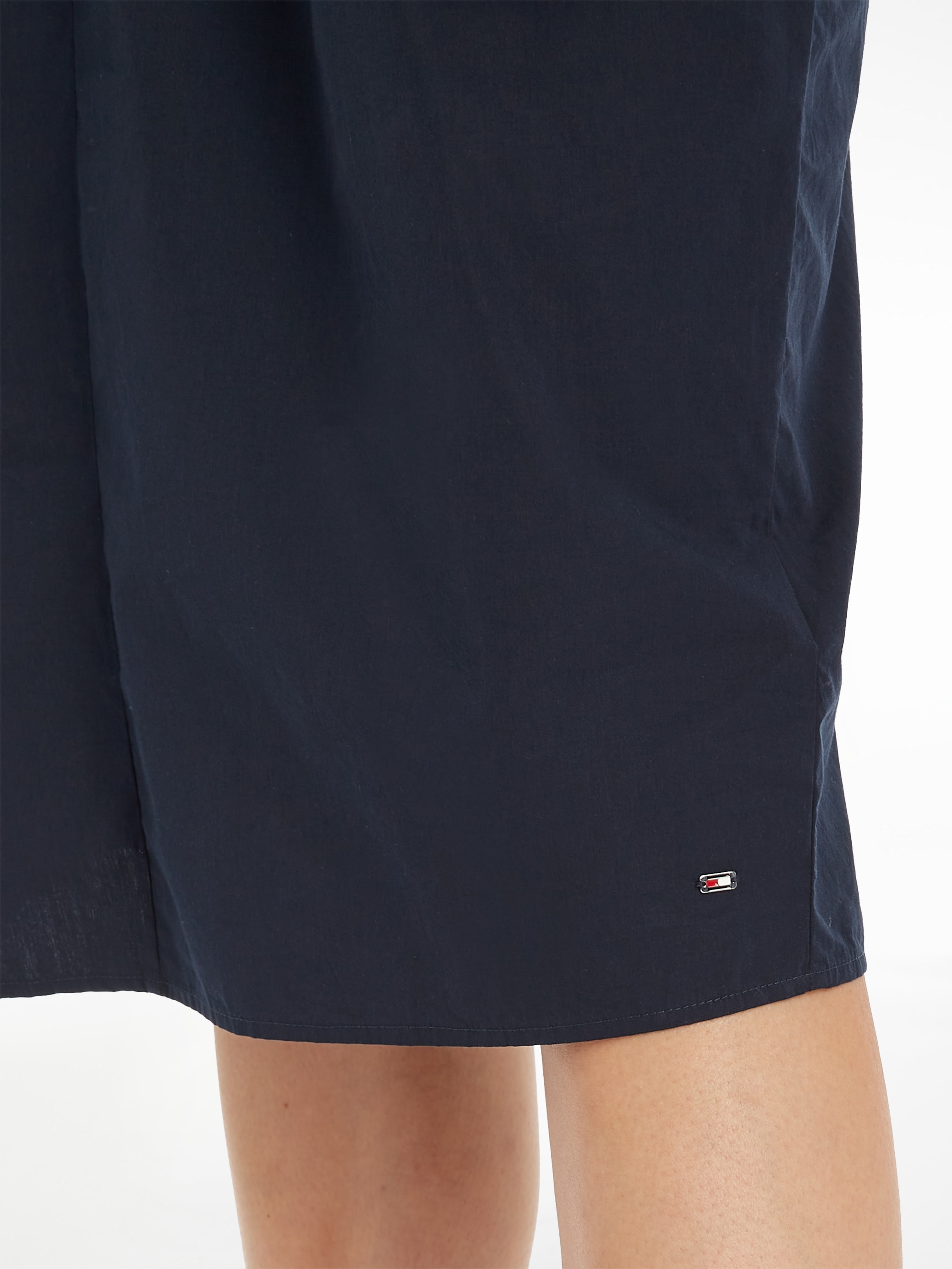 Tommy Hilfiger SS«, online Blusenkleid POPLIN modischem in der Jelmoli-Versand Knotendetail mit | MIDI bestellen »SOLID DRESS Taille