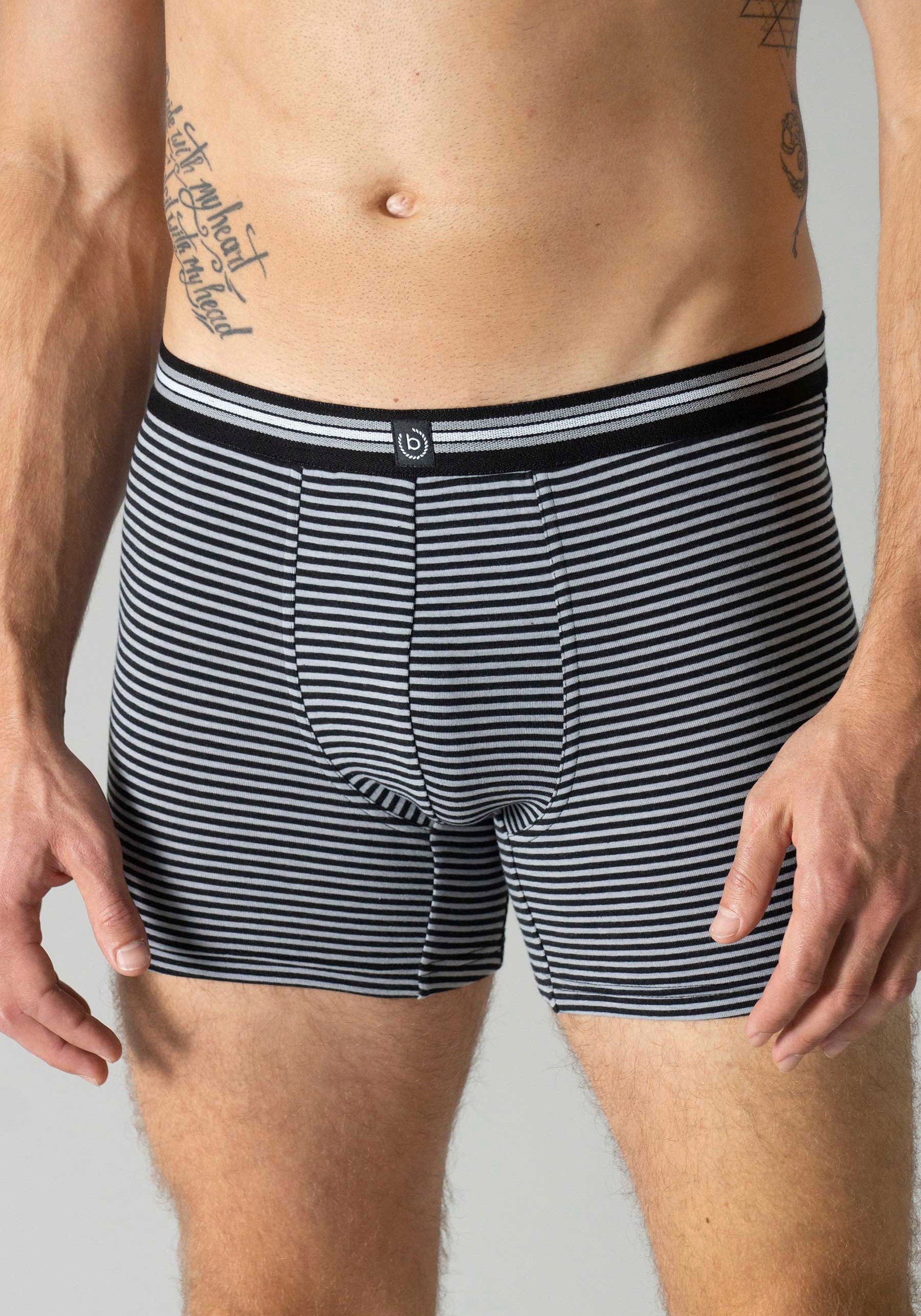 bugatti Boxershorts »Prag«, (3er Pack), bequem, atmungsaktiv, Baumwollmix, mit Logo, eng, lang