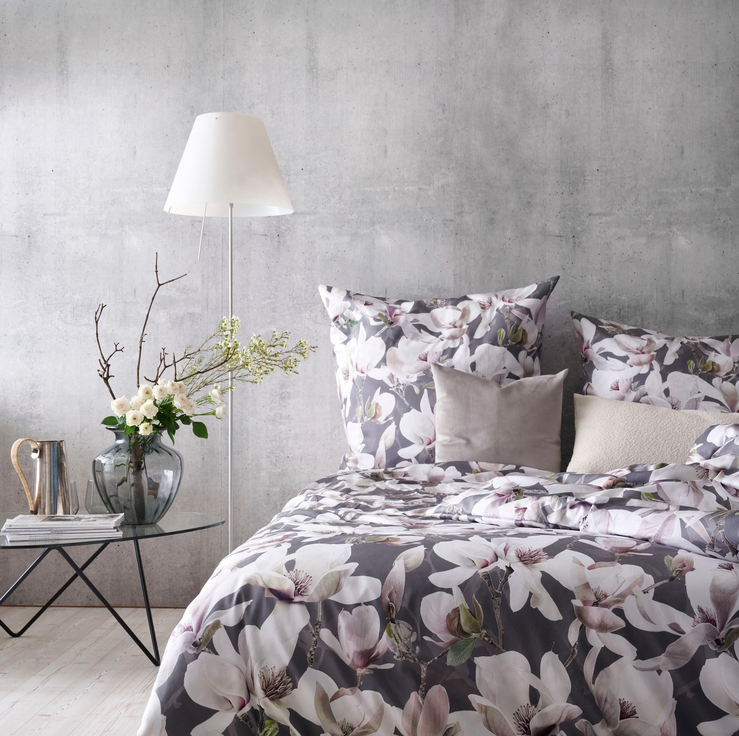 APELT Wendebettwäsche »Dorothy«, exklusive Design Bettwäsche mit grossblütigen Magnolienzweige