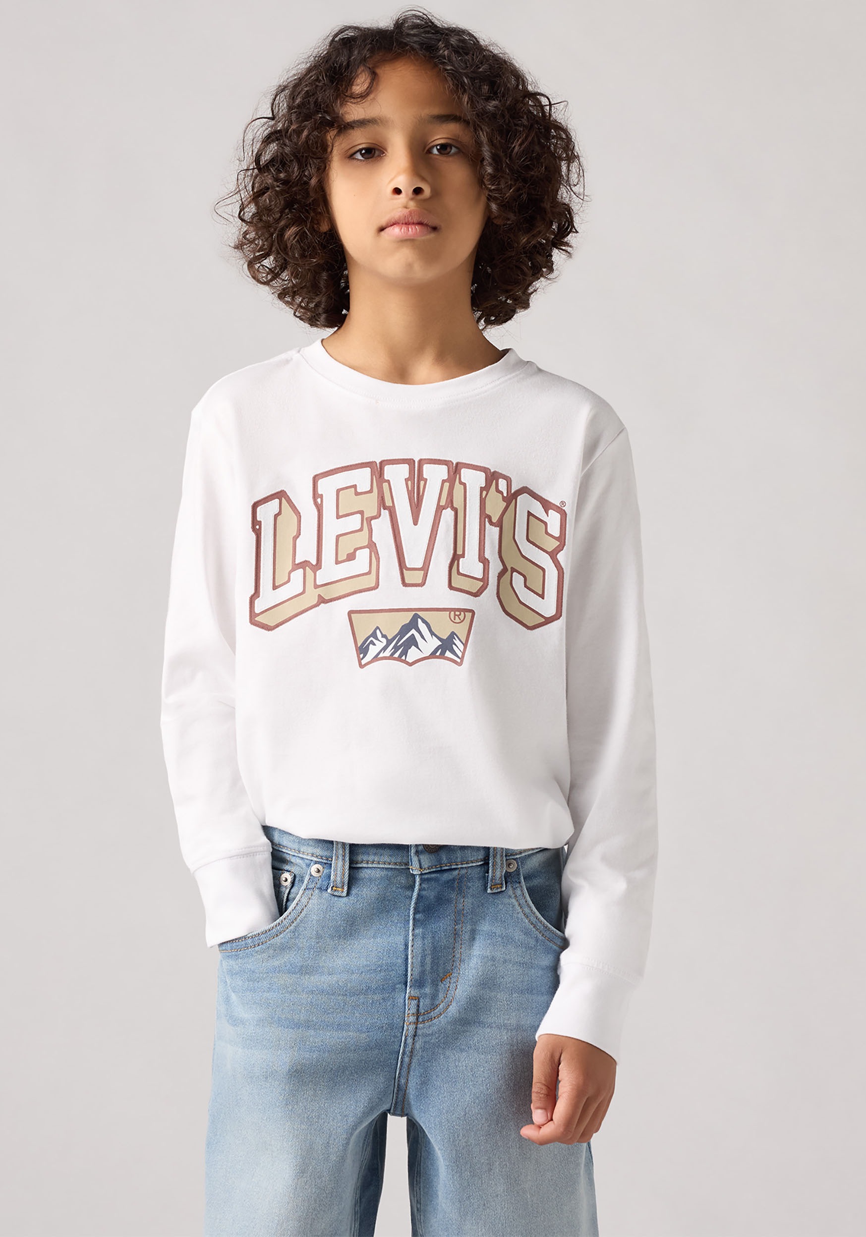Levi's® Kids Langarmshirt »LVB ACADEMIC ADVENTURER LS TEE« mit grossem Logoprint, aus Baumwolle - for Boys