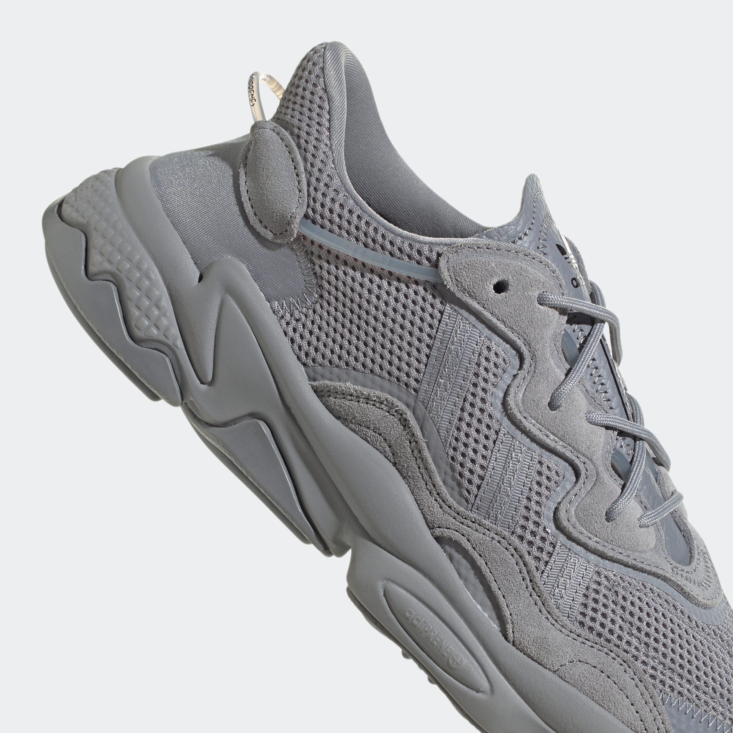 adidas Originals Sneaker »OZWEEGO«
