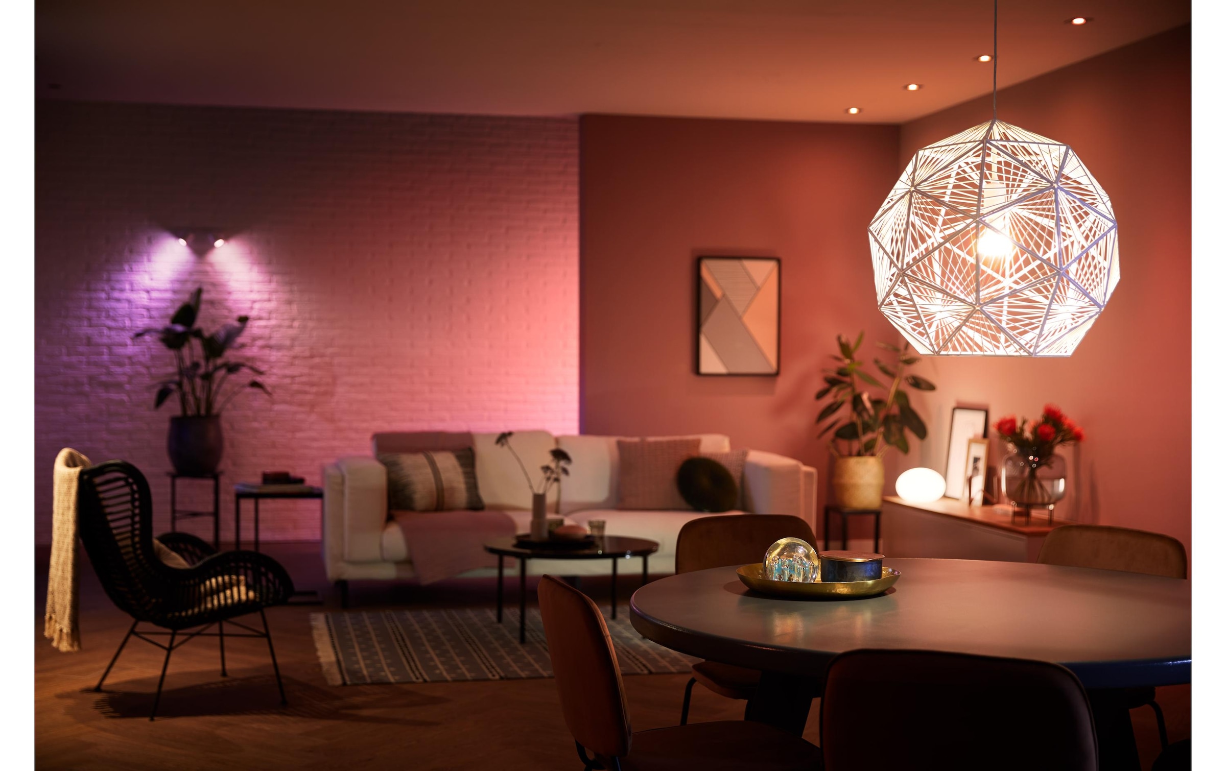 Philips Hue Spezialleuchtmittel »White & Co«, E14