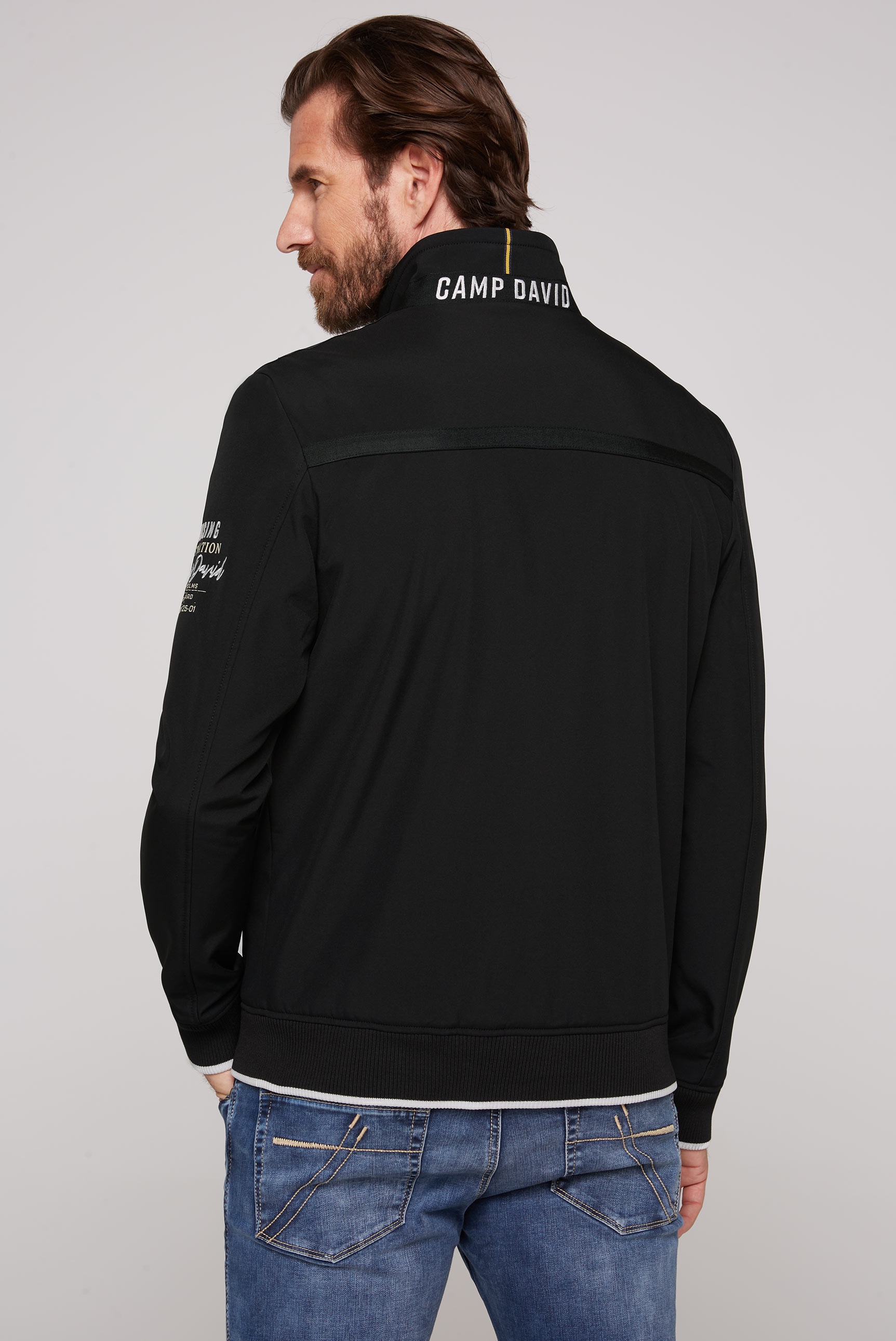 CAMP DAVID Softshelljacke, ohne Kapuze, mit Stehkragen und Logo-Prints und Stickereien