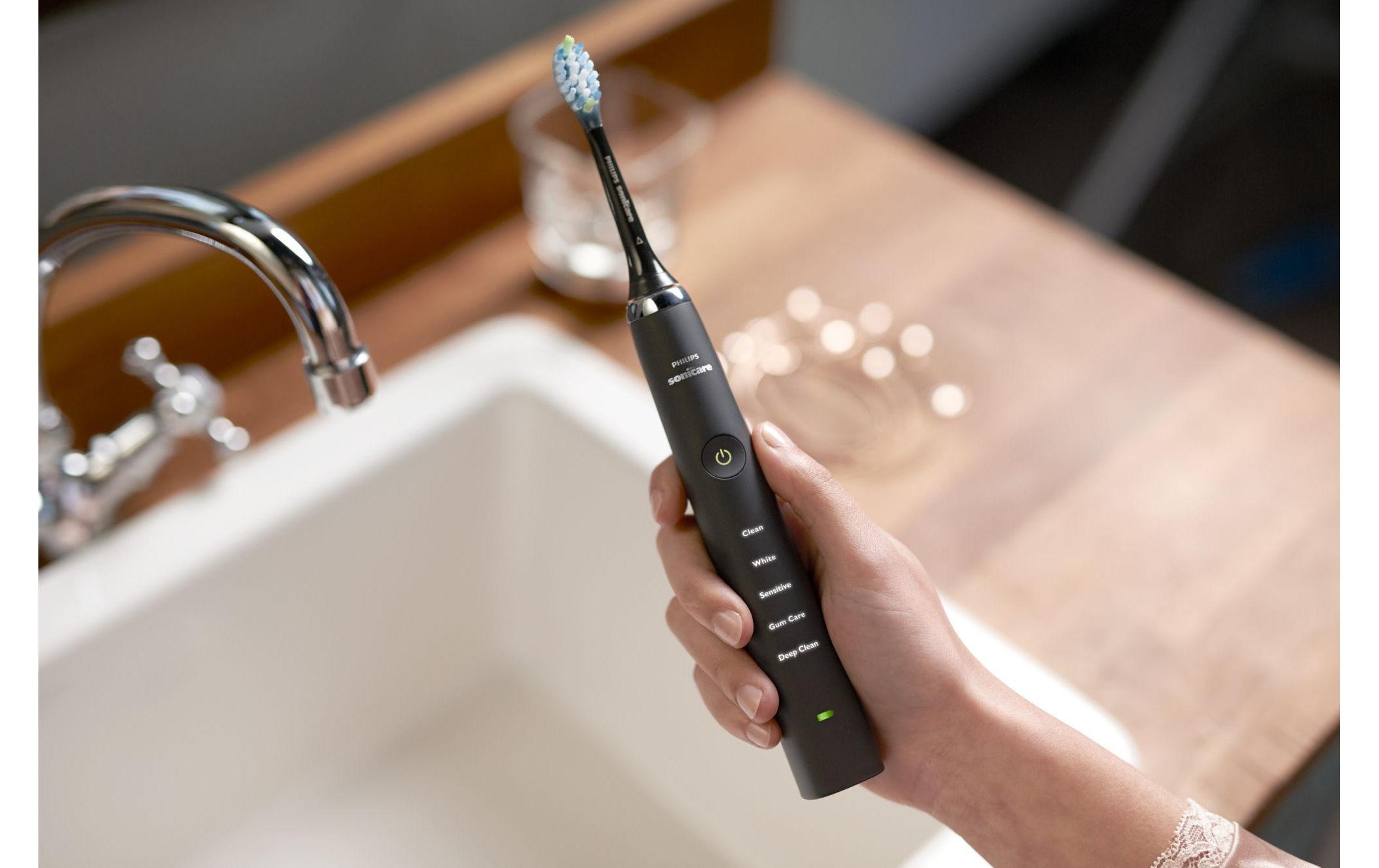 Philips Schallzahnbürste »Sonicare DiamondClean HX9358/88«, 2 St. Aufsteckbürsten