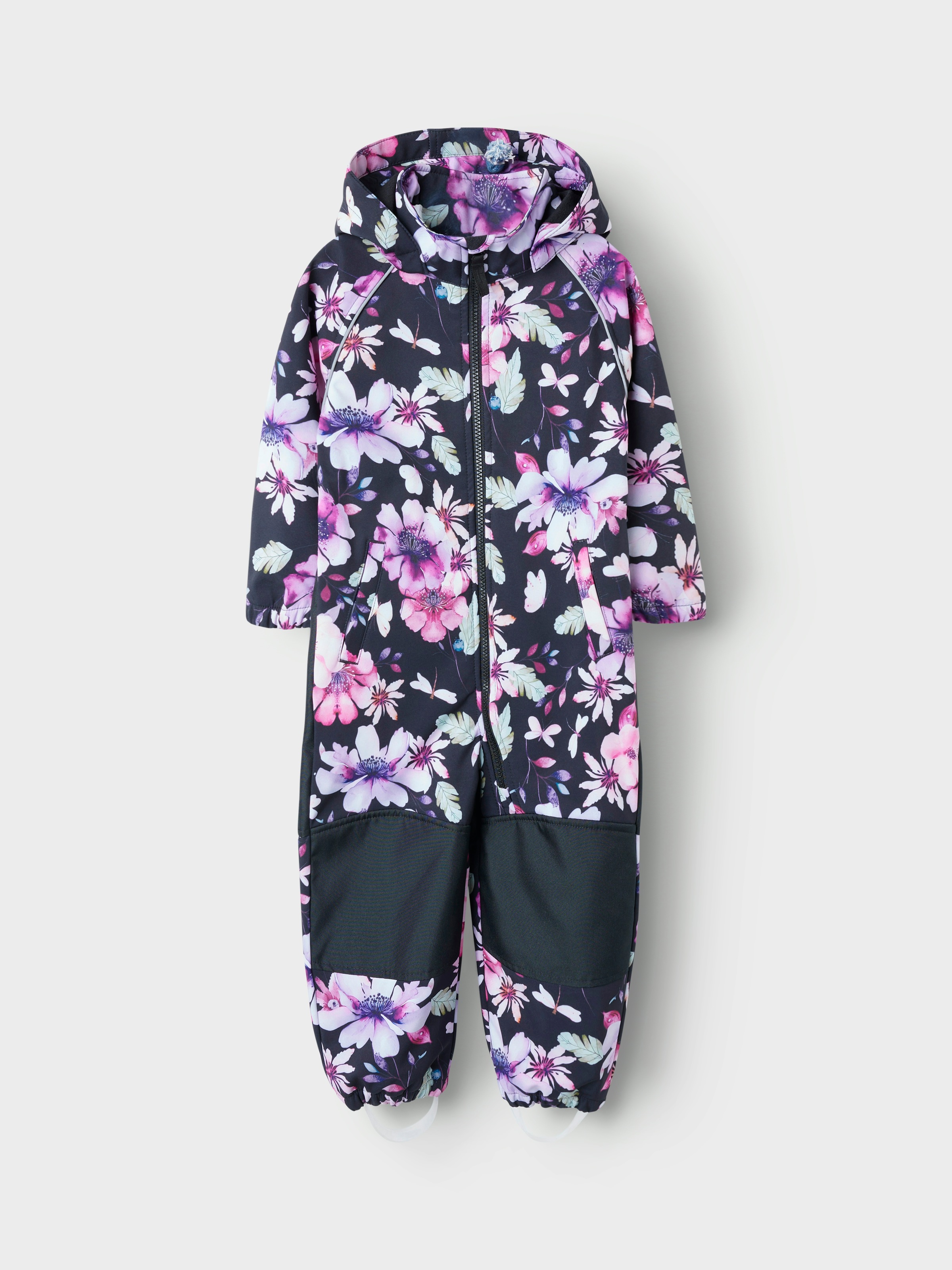Name It Softshelloverall »NMFALFA08 SOFTSHELL SUIT AOP 1FO NOOS« mit verstellbarer und abnehmbarer Fussschlaufe