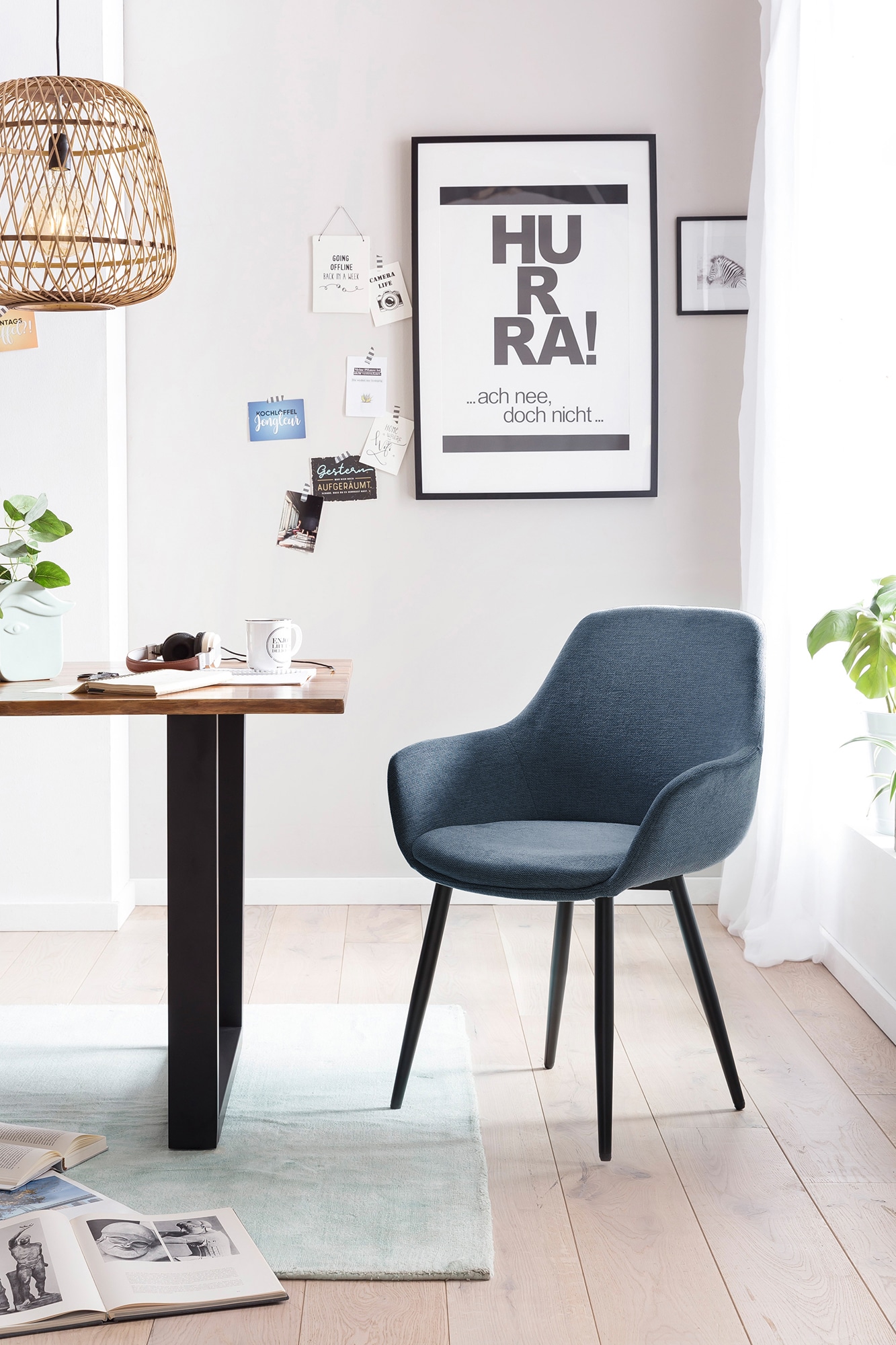 SalesFever Essgruppe »Stilvolle Essgruppe für Ihr Zuhause«, (Set, 5 tlg.), 5-teiliges Set, Tischplatte mit seidenmattem OSMO Hartwachs-Öl behande