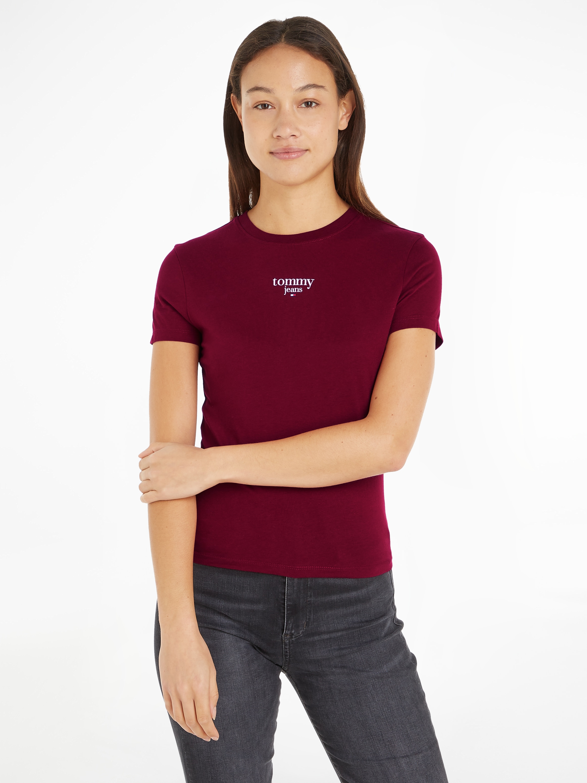 Tommy Jeans Rundhalsshirt »TJW SLIM ESSENTIAL LOGO 1 SS EXT« mit Tommy Jeans Logoschriftzug, Rundhals
