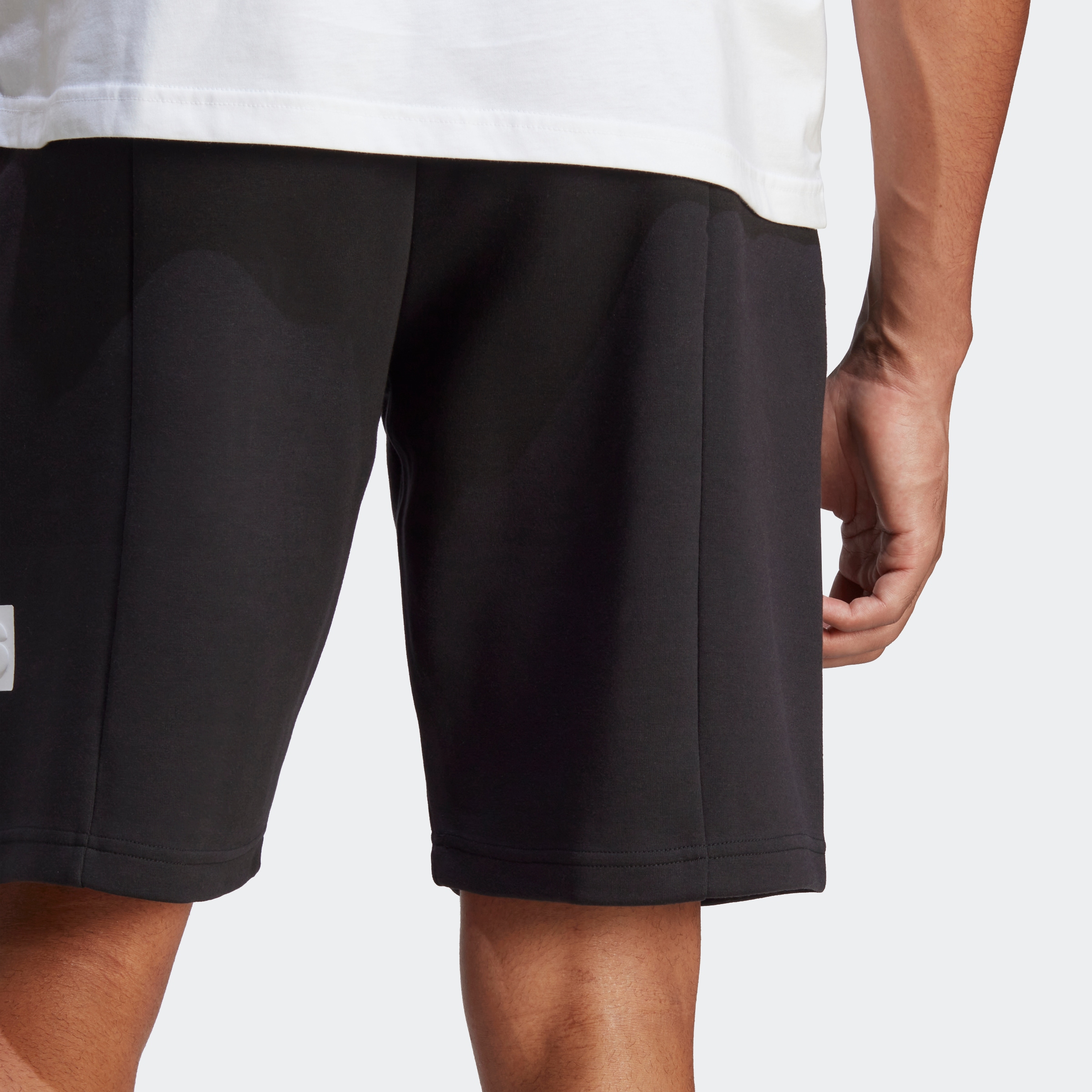 adidas Sportswear Shorts »FUTURE ICONS BADGE OF SPORT«, (1 tlg.)