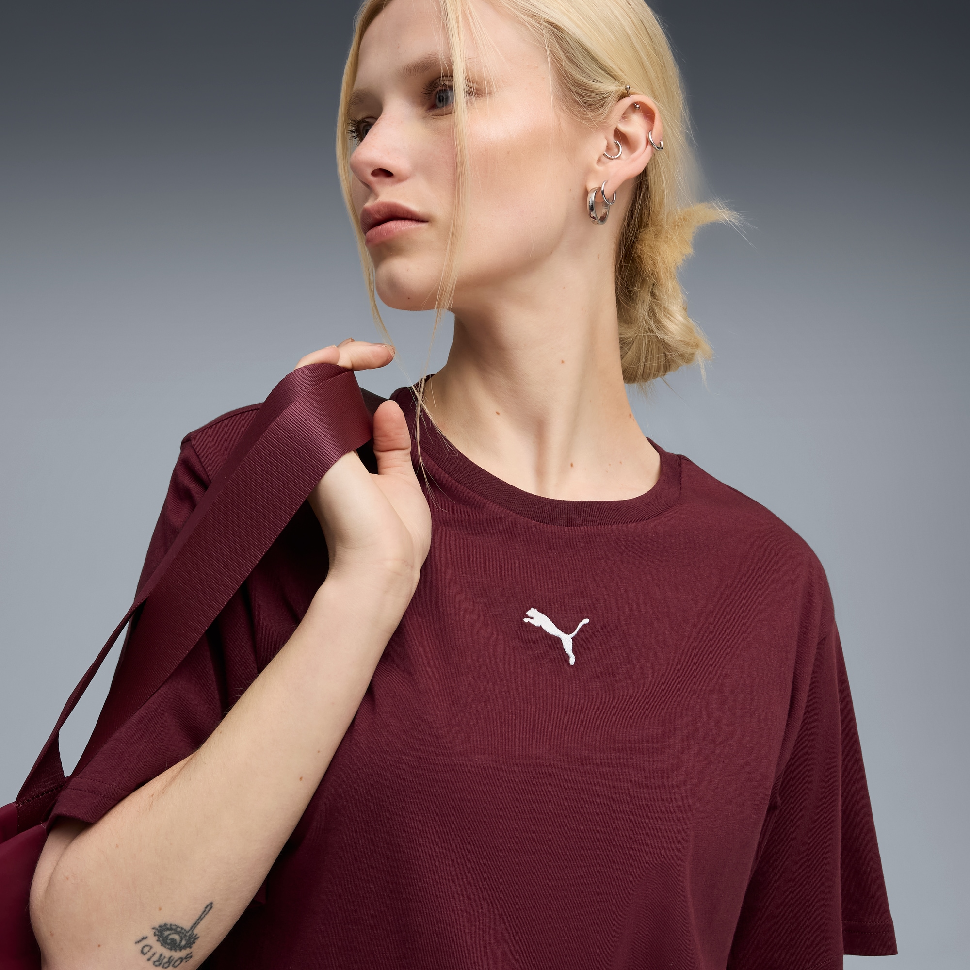 PUMA T-Shirt »ESS RELAXED TEE«