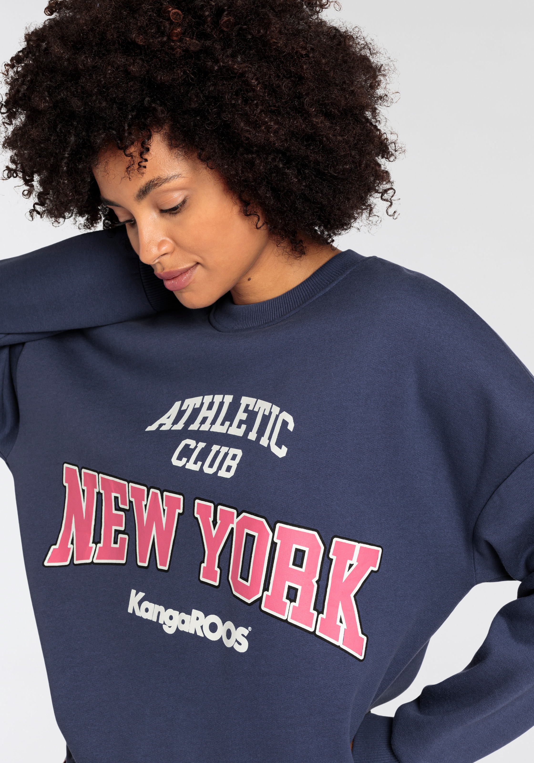 KangaROOS Sweatshirt, mit grossem NEUE KOLLEKTION College-Style - im Logodruck online