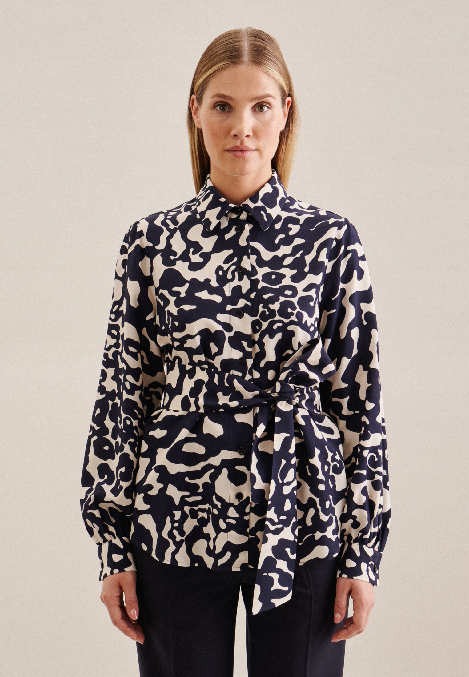 seidensticker Hemdbluse »Schwarze Rose« Langarm Kragen Animal