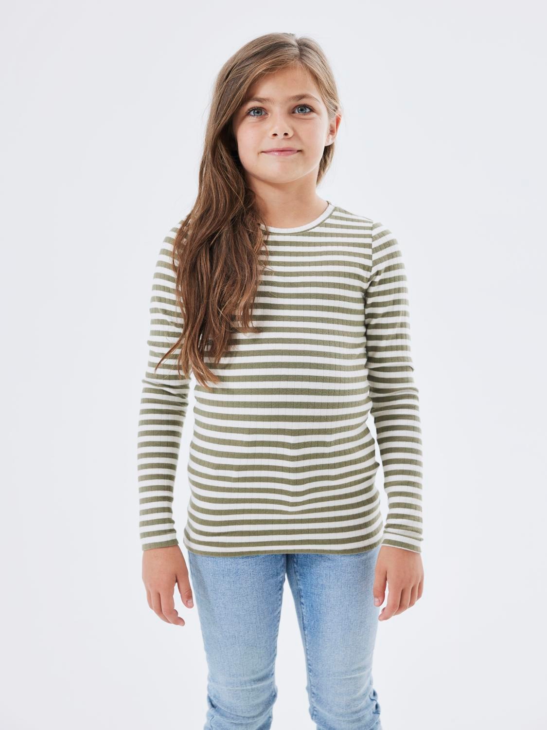 Name It Langarmshirt »NKFSURAJA XSL LS TOP NOOS« toller Ringel-Look in gerippter Qualität