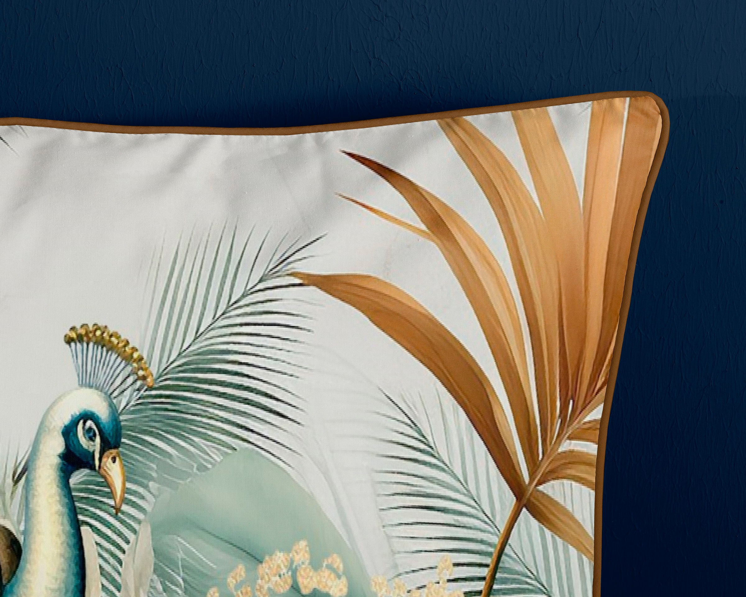 Descanso Wendebettwäsche »Dana1«, Mako Satin, 135x200, Biese, Reissverschluss, Wendeoptik, Blumen, Pfau