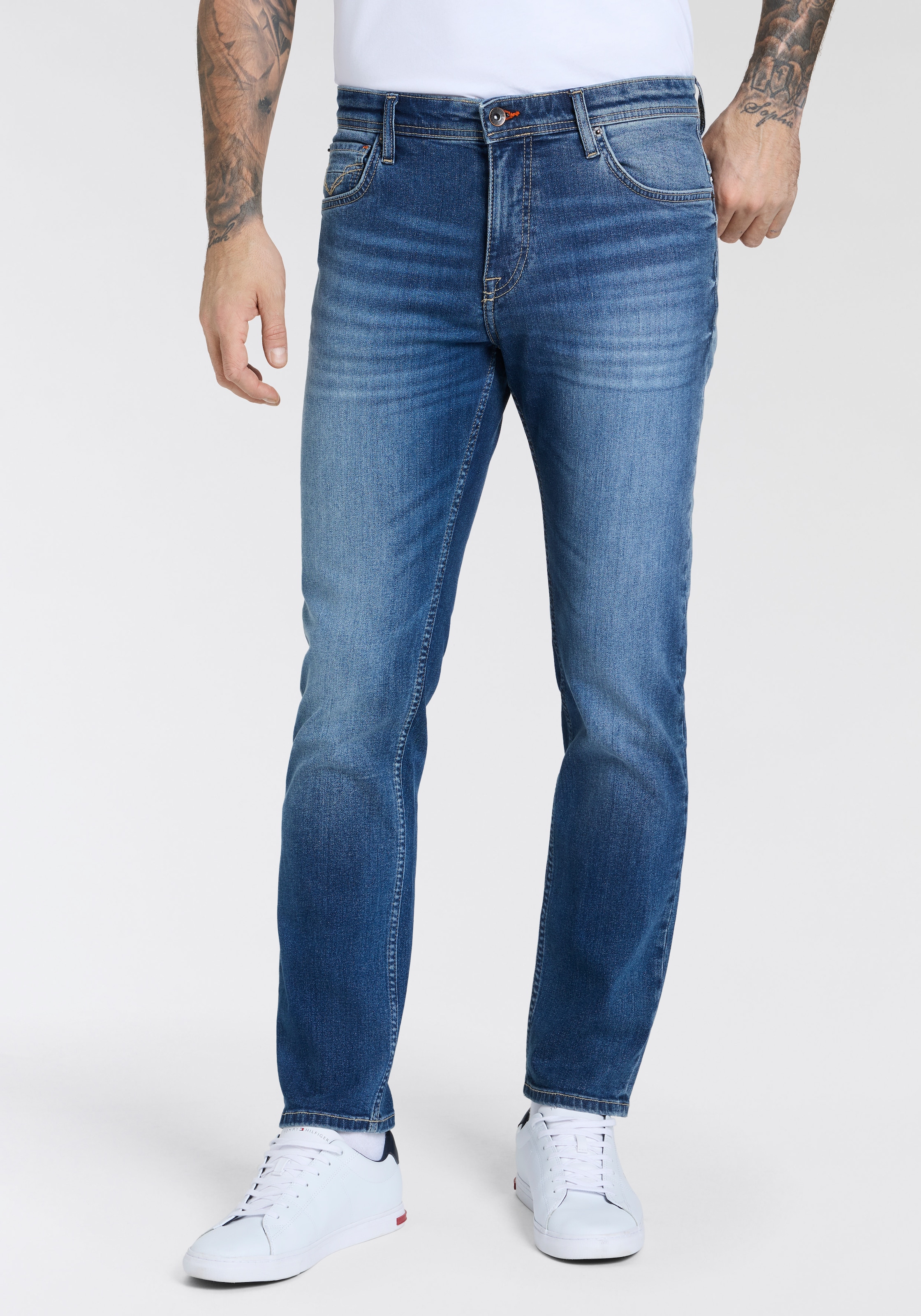 H.I.S Straight-Jeans "NEW DALE" gerades Bein, mit Used-Effekten, niedrige Leibhöhe