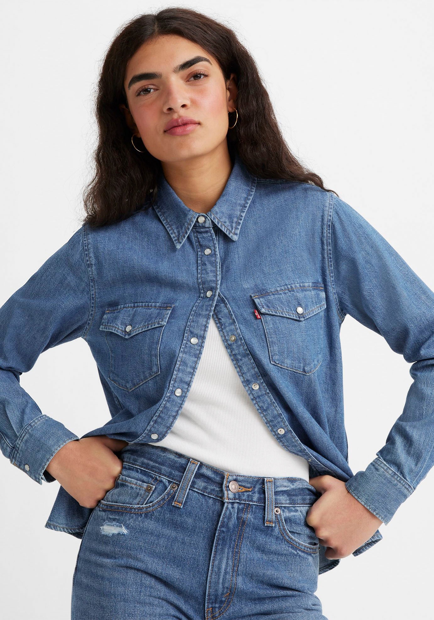 Levi's® Jeansbluse »ESSENTIAL WESTERN«, mit Brusttaschen mit Druckknöpfen