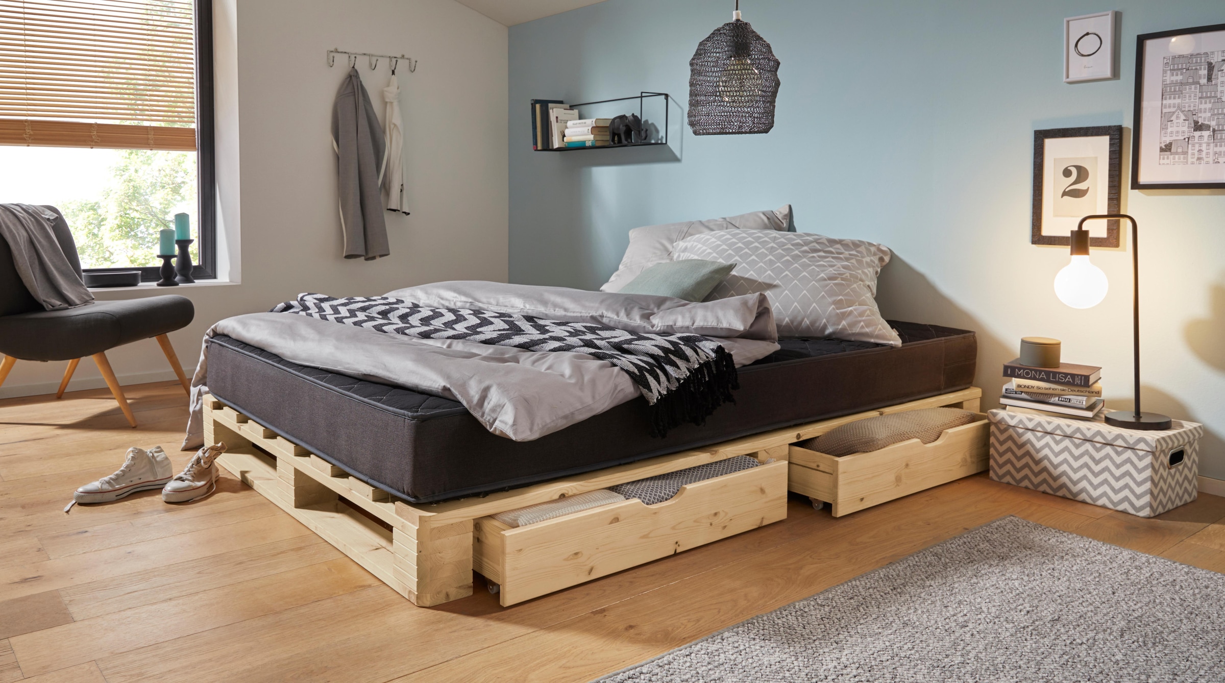 Home affaire Palettenbett »"ALASCO " BESTSELLER! Mit Schublade«, zertifiziertes Massivholz, erweiterbar zum Doppel- oder Familienbett