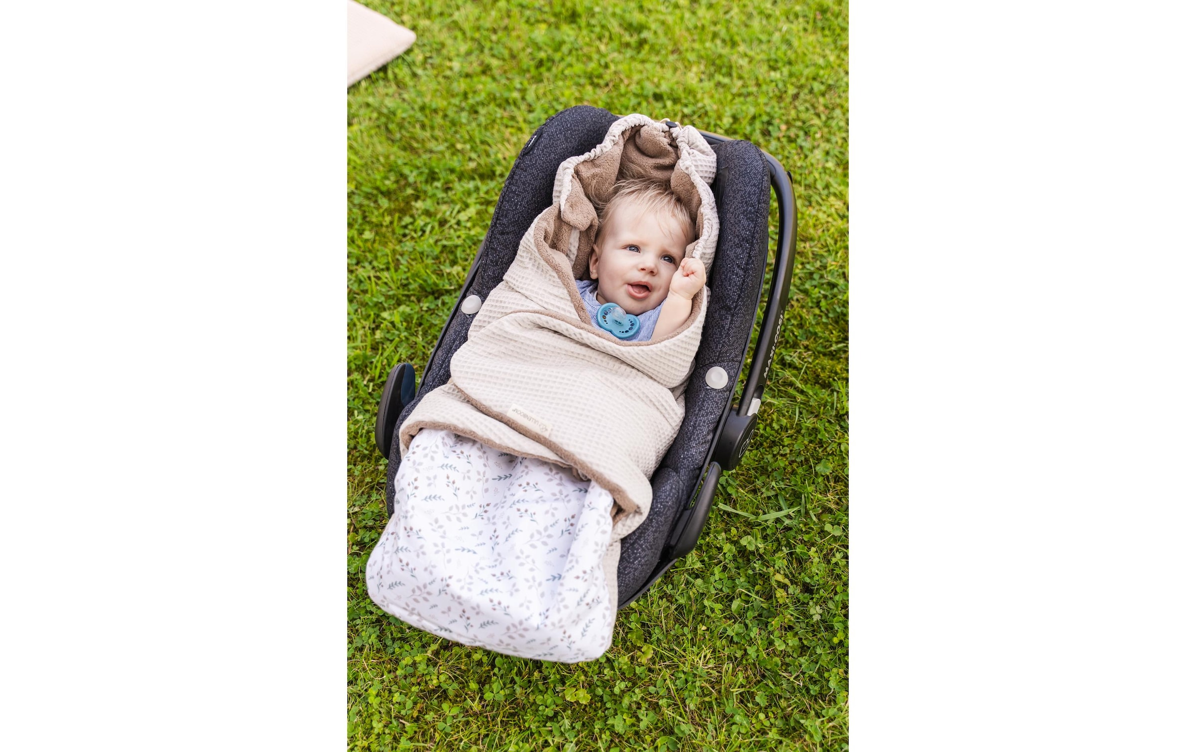 ULLENBOOM ® Babydecke »Waffel Floral Sand«