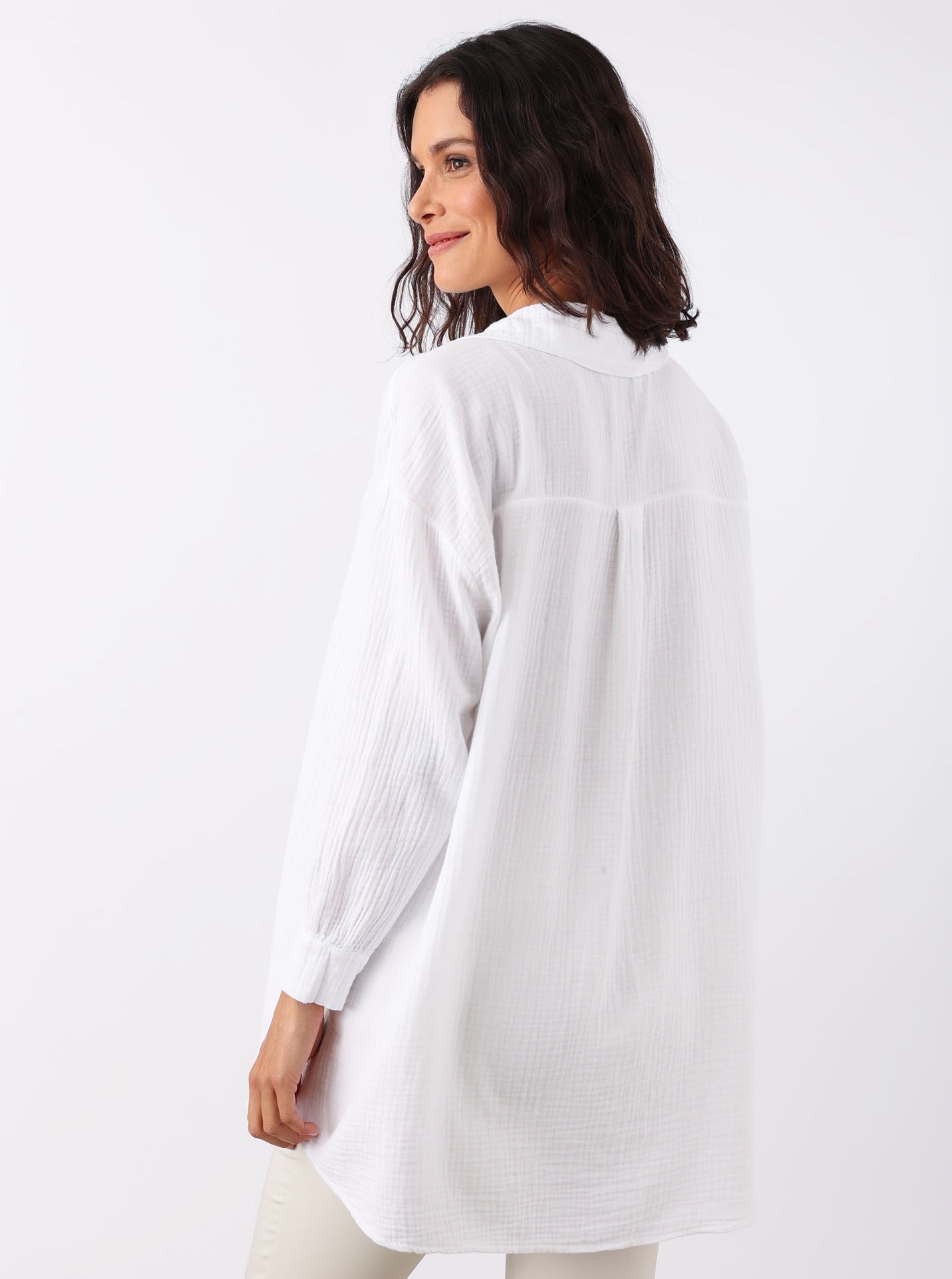 Zwillingsherz Shirtbluse »"Rebecca"«, länger geschnittene Musselin Bluse mit Knopfleiste, langenÄrmeln