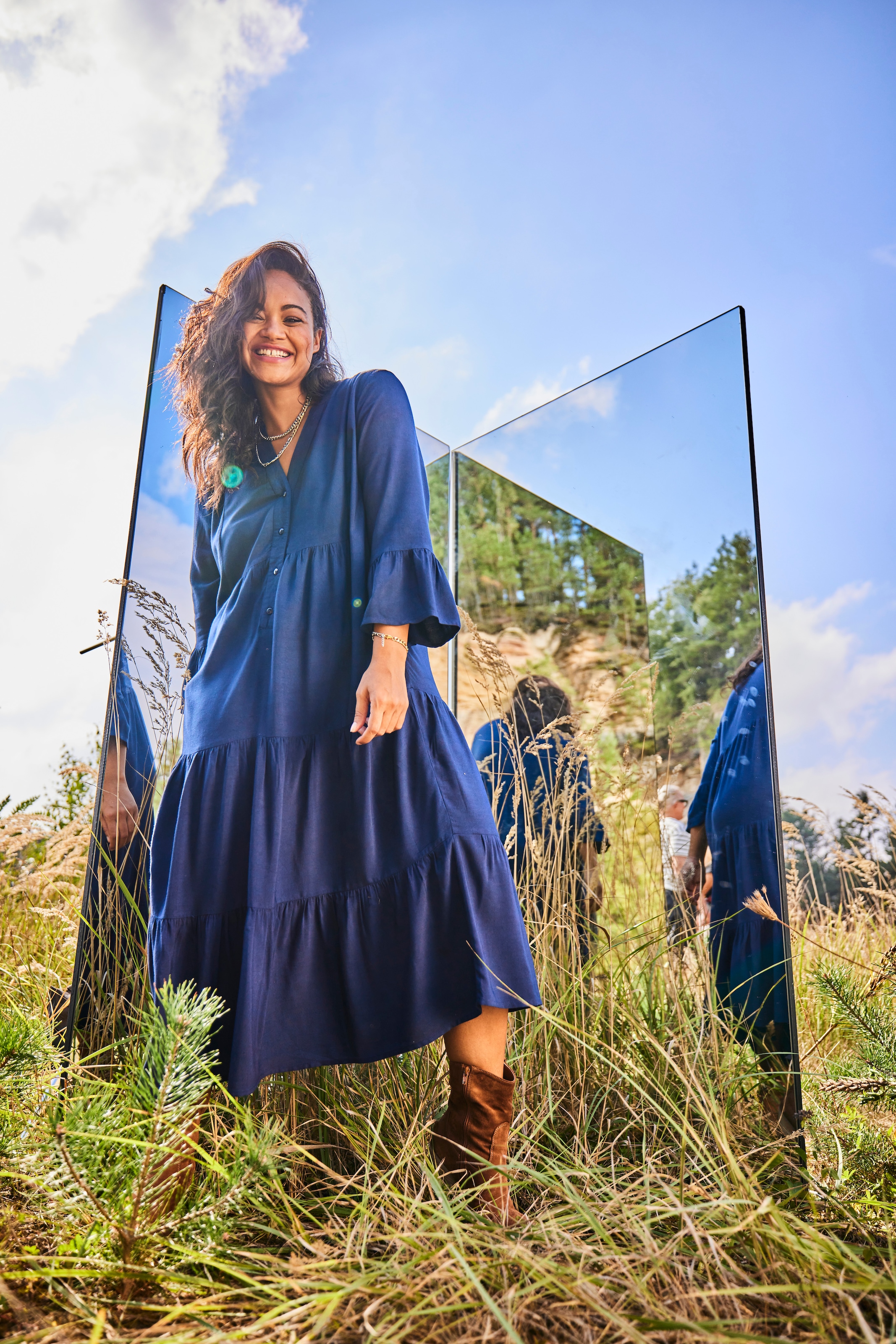 Aniston PLUS Midikleid, In trendigen Farben