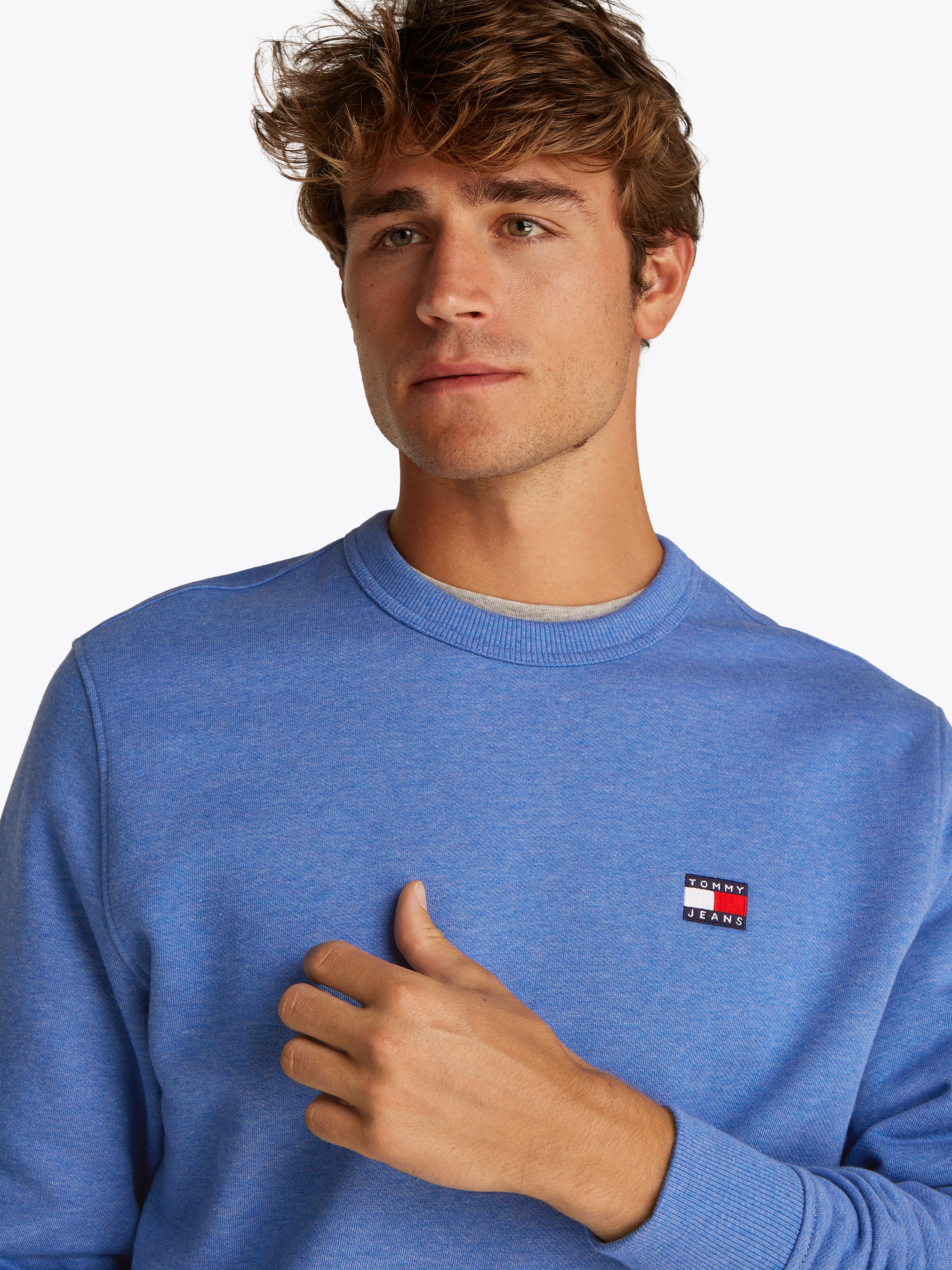Tommy Jeans Sweatshirt »TJM REG BADGE CREW EXT«, Mit Rundhalsausschnitt