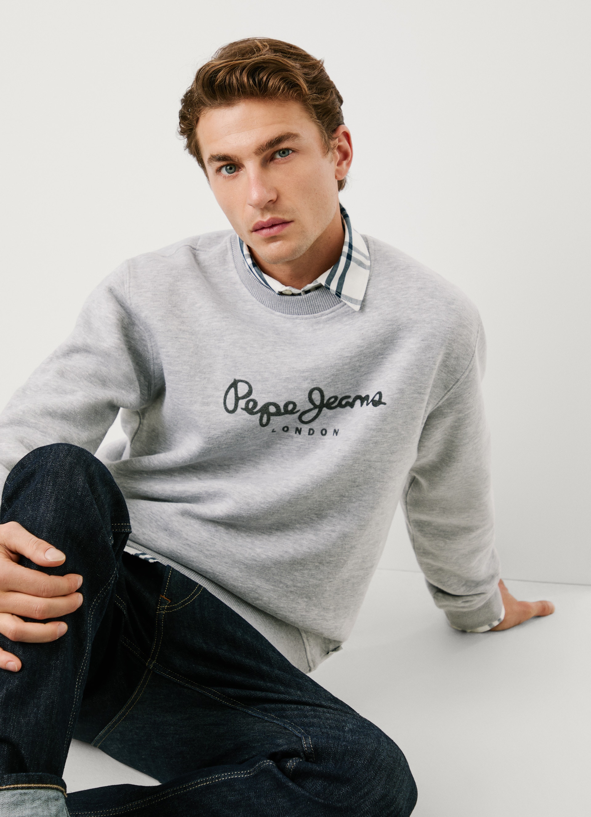 Pepe Jeans Sweatshirt »MACBETH MELANGE CREW«, Rundhalsausschnitt, Logo