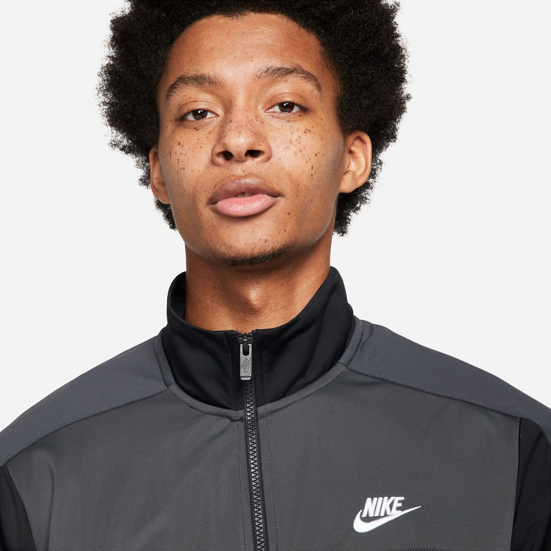Nike Sportswear Trainingsanzug »Sport Essentials Men's Poly-Knit Track Suit«
