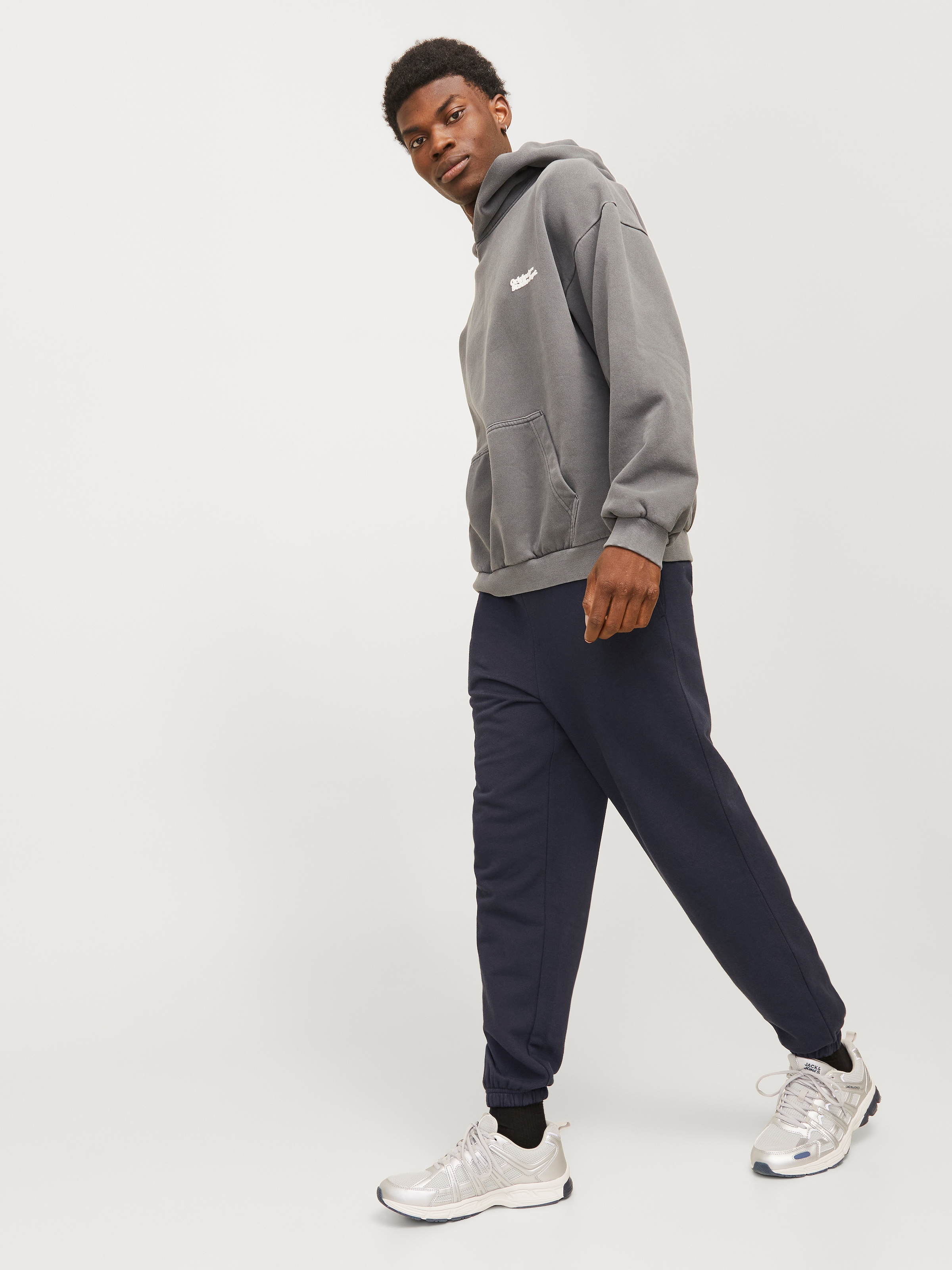 Jack & Jones Sweathose »JPSTGORDON JJCHARGE SWEAT PANTS IMP«, mit elastischem Bund