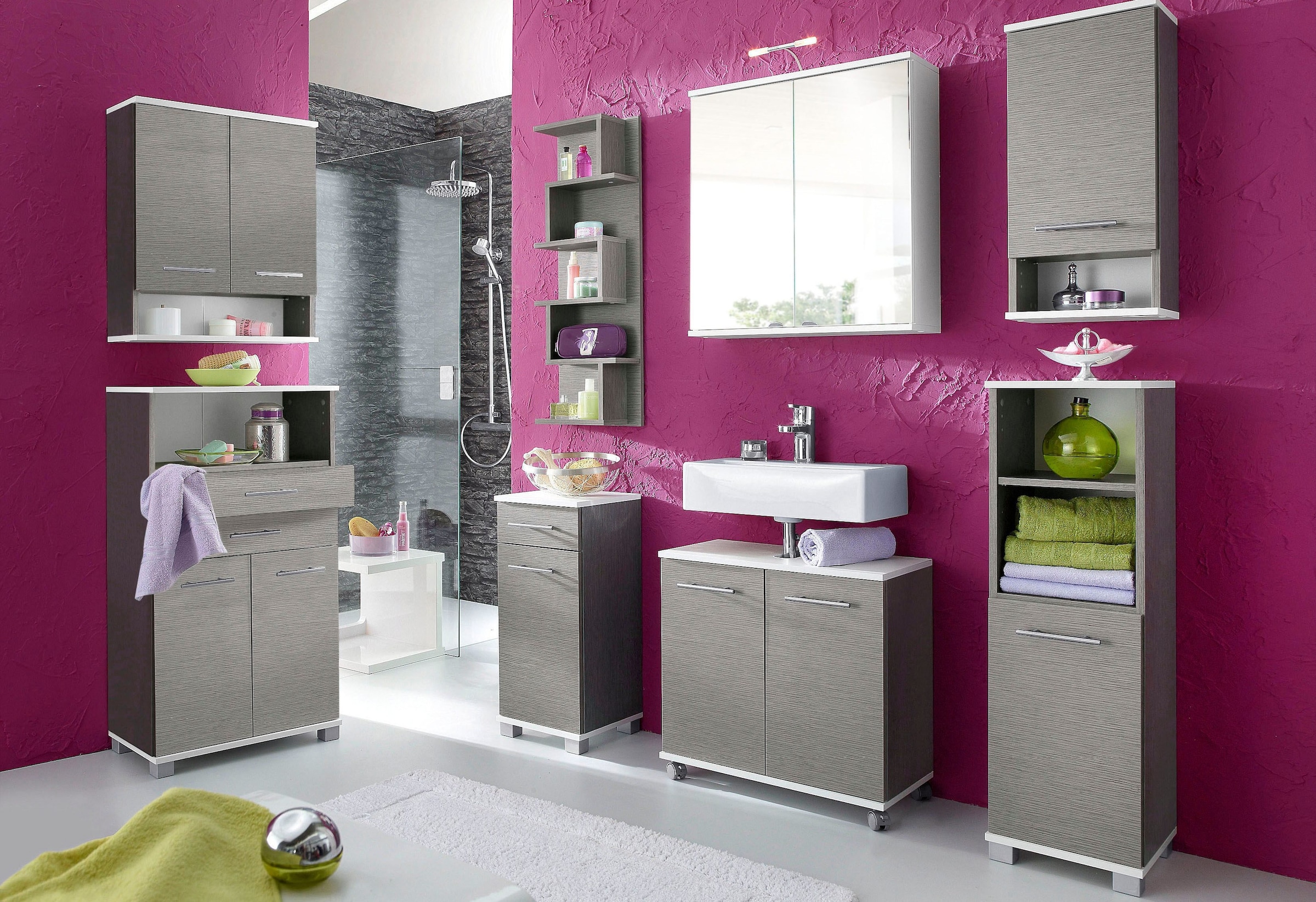 welltime Waschbeckenunterschrank »Emmi, Breite 59 cm«, Siphonausschnitt, Metallbeschläge