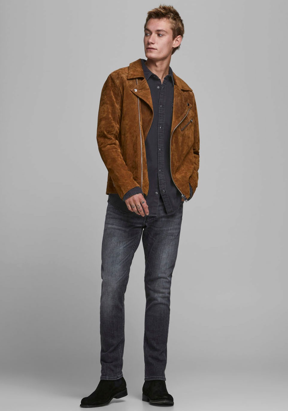 Jack & Jones Jeanshemd »JJESHERIDAN im Workwear-Stil mit robuster Baumwollqualität«, unifarben, modisch, slim fit, Baumwolle, Hemdkragen