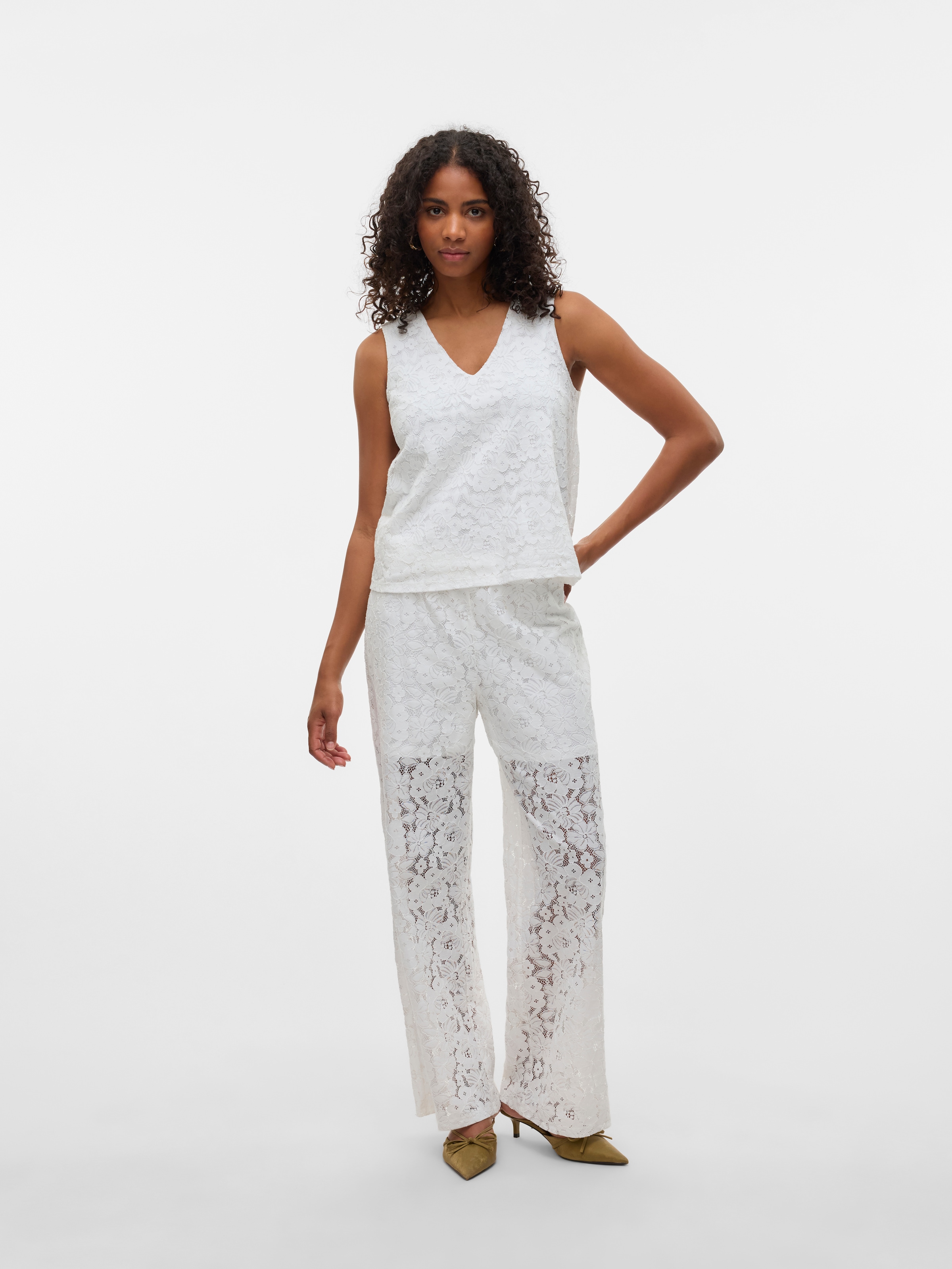Vero Moda Spitzentop »VMHONEY LACE SL V-NECK TOP WVN GA«