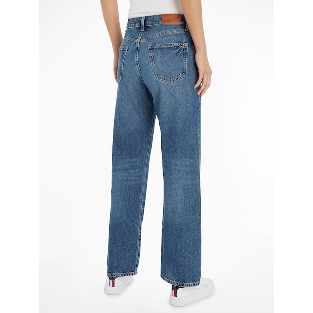 Tommy Hilfiger Straight-Jeans »LOOSE STRAIGHT RW KLO«, mit Lederlogopatch  online shoppen bei Jelmoli-Versand Schweiz