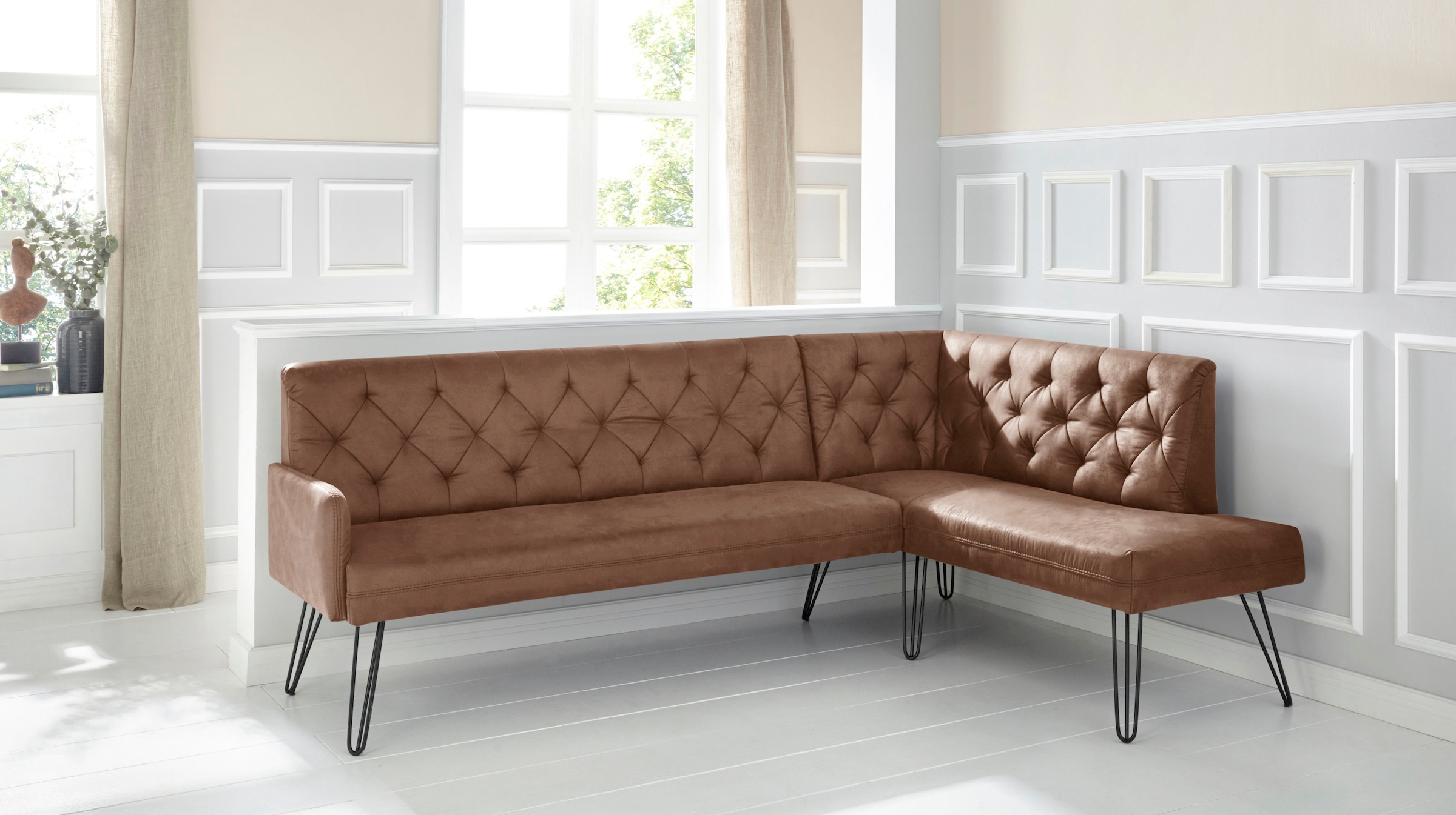 exxpo - sofa fashion Eckbank »Doppio, Chesterfield Optik, komfortabel und bequem, hohe Designfüsse«, Frei im Raum stellbar