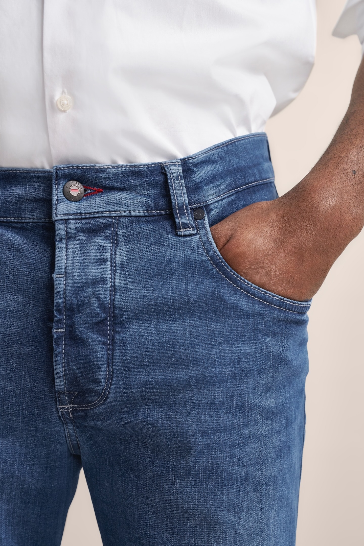 bugatti 5-Pocket-Jeans »Basic Essentials«, besonders bequem