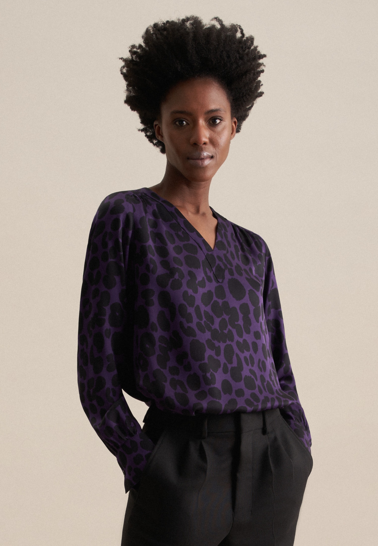 seidensticker Shirtbluse »Schwarze Rose« 1/1 V-Neck Druck