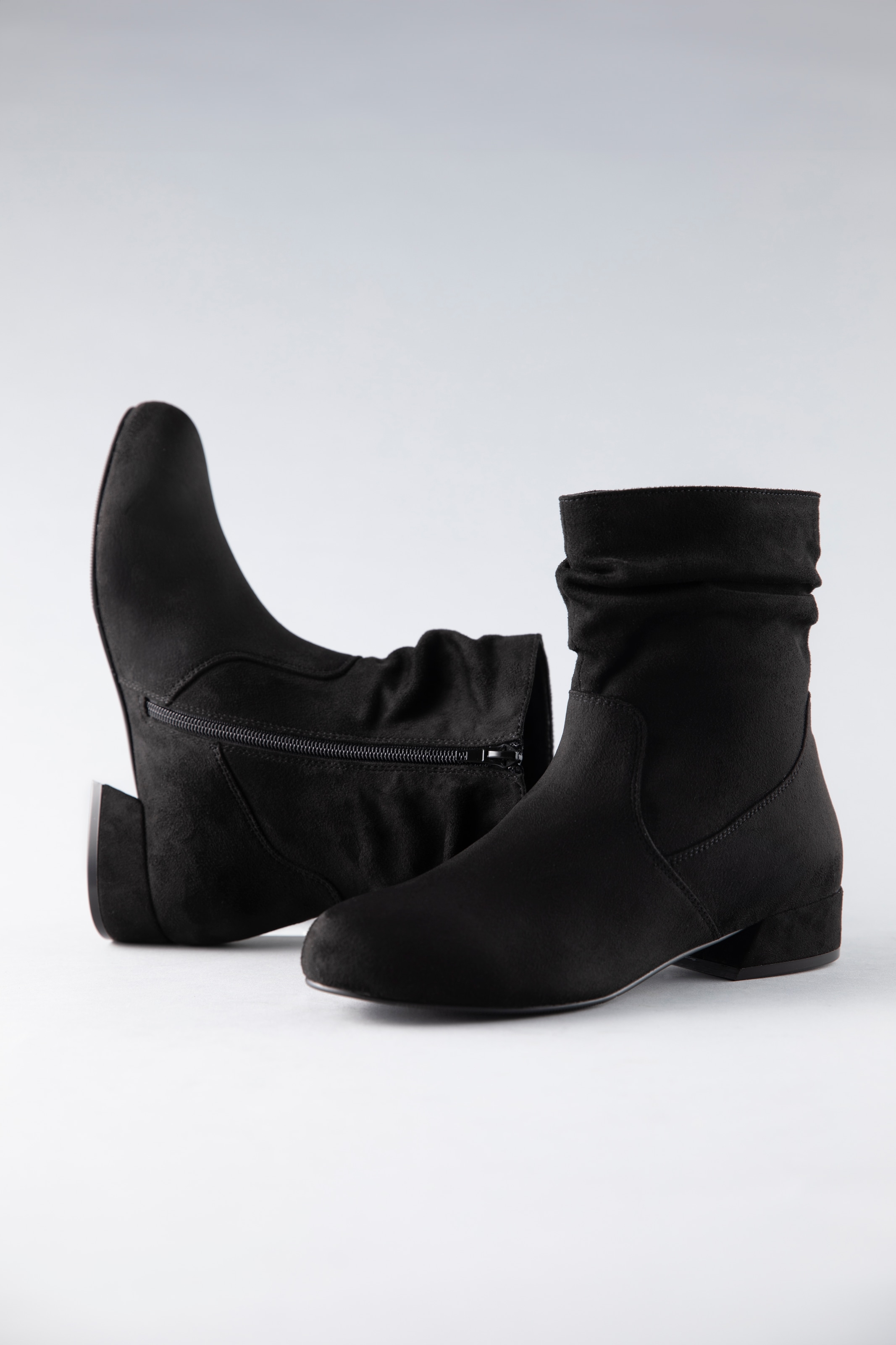 Aniston SHOES Stiefelette, mit gerafftem Schaft - NEUE KOLLEKTION