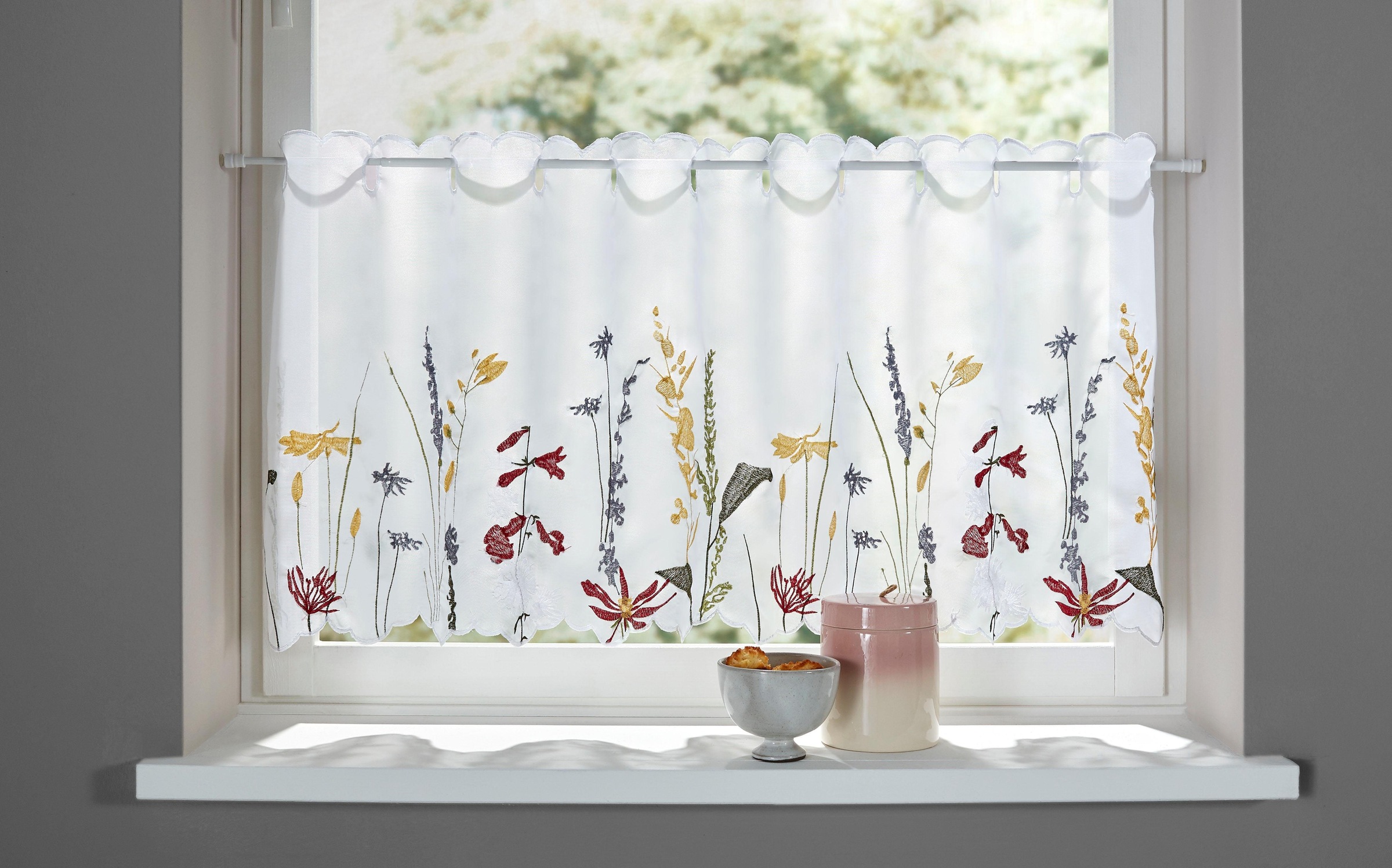 Home affaire Scheibengardine »Bille«, (1 St.), transparent, mit einseitiger Stickerei, waschbar, Blumen
