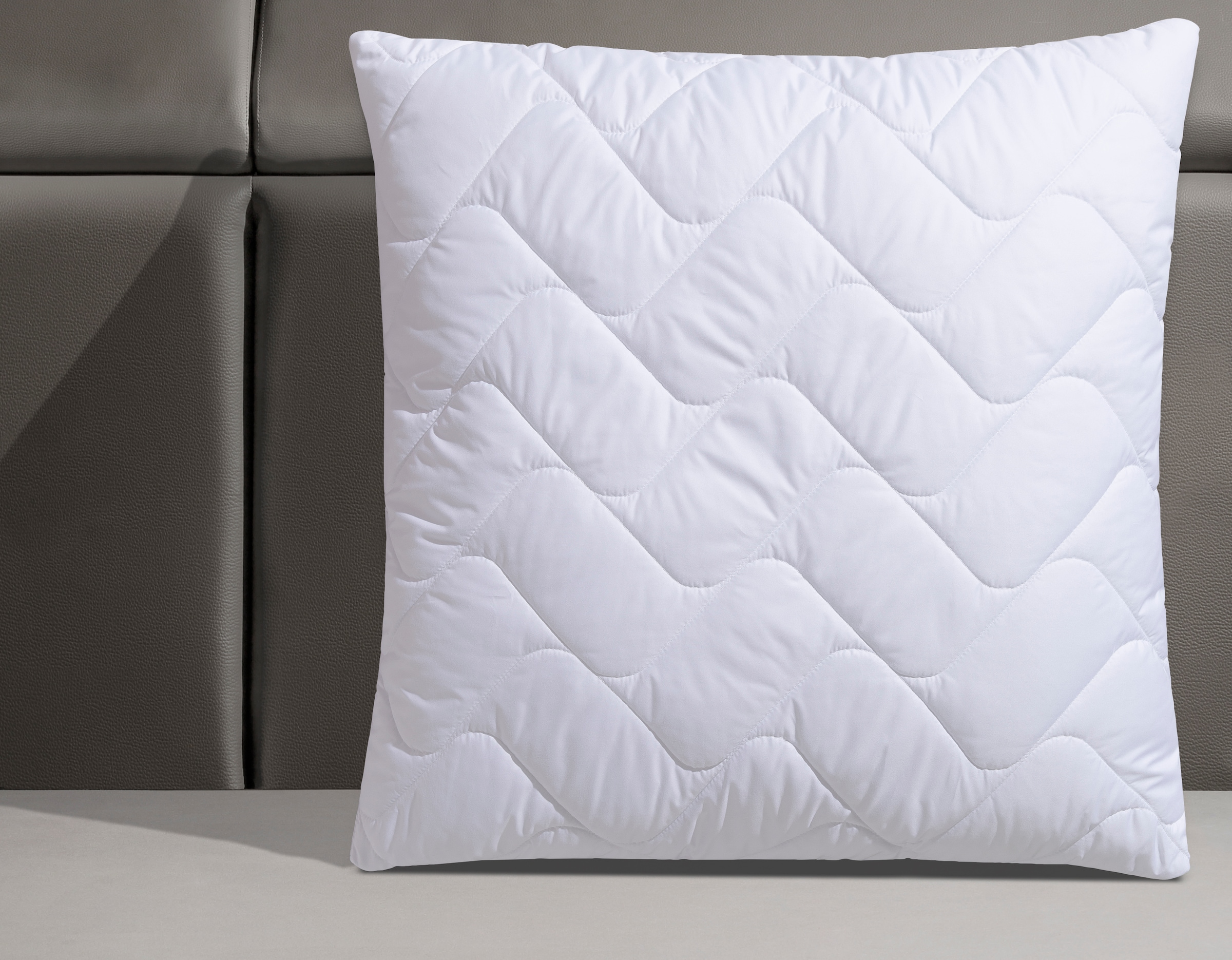 fan Microfaserkissen »Microfaser kochfest, Kopfkissen ist made in Germany«, Füllung: 100% Polyester, Bezug: 100% Polyester, (1 St.), Kissen 40x80 cm, 80x80 cm, allergiker geeignet (Hausstauballergiker)