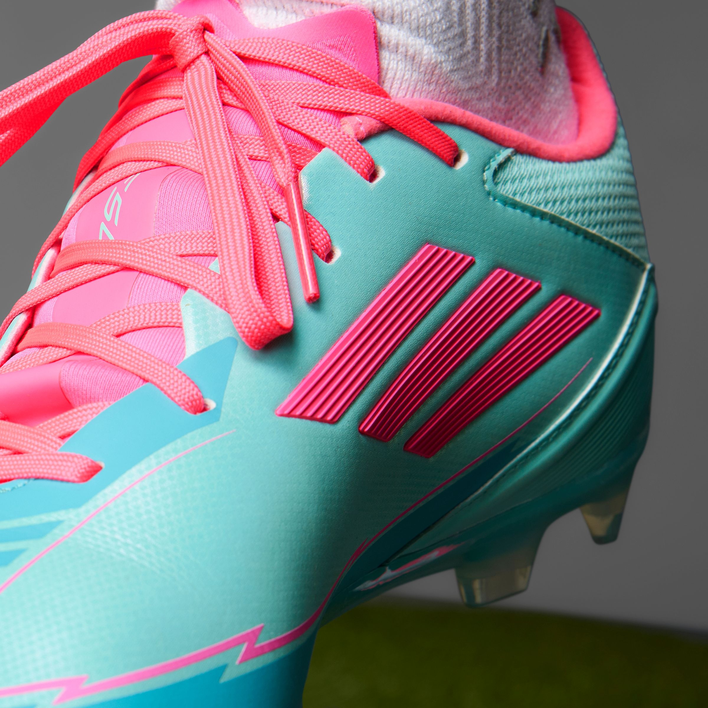 adidas Performance Fussballschuh »F50 LEAGUE MESSI FG/MG«, für Rasenplätze