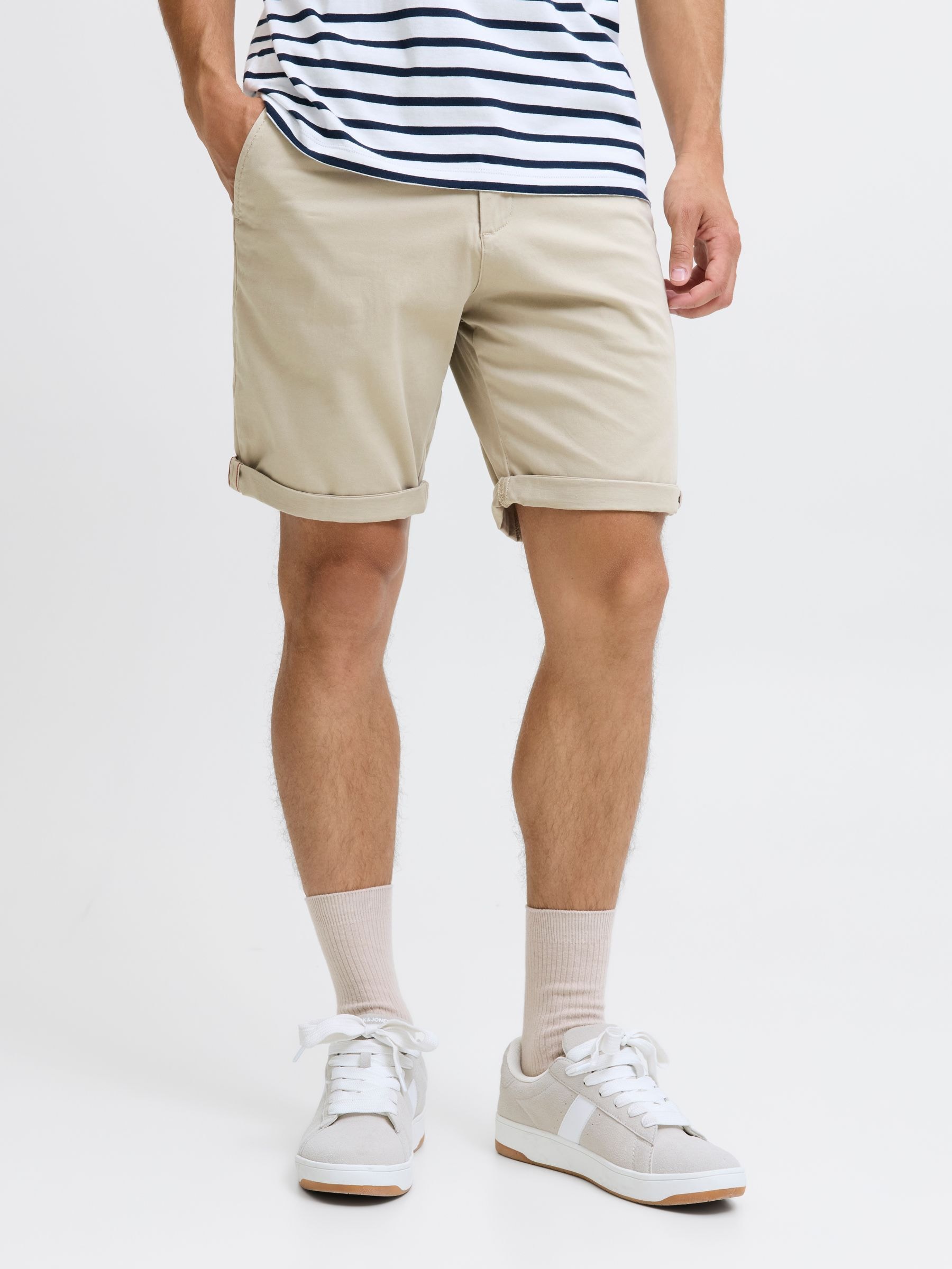 Jack & Jones Chinoshorts »JPSTBOWIE JJSHORTS S« mit Aufschlag