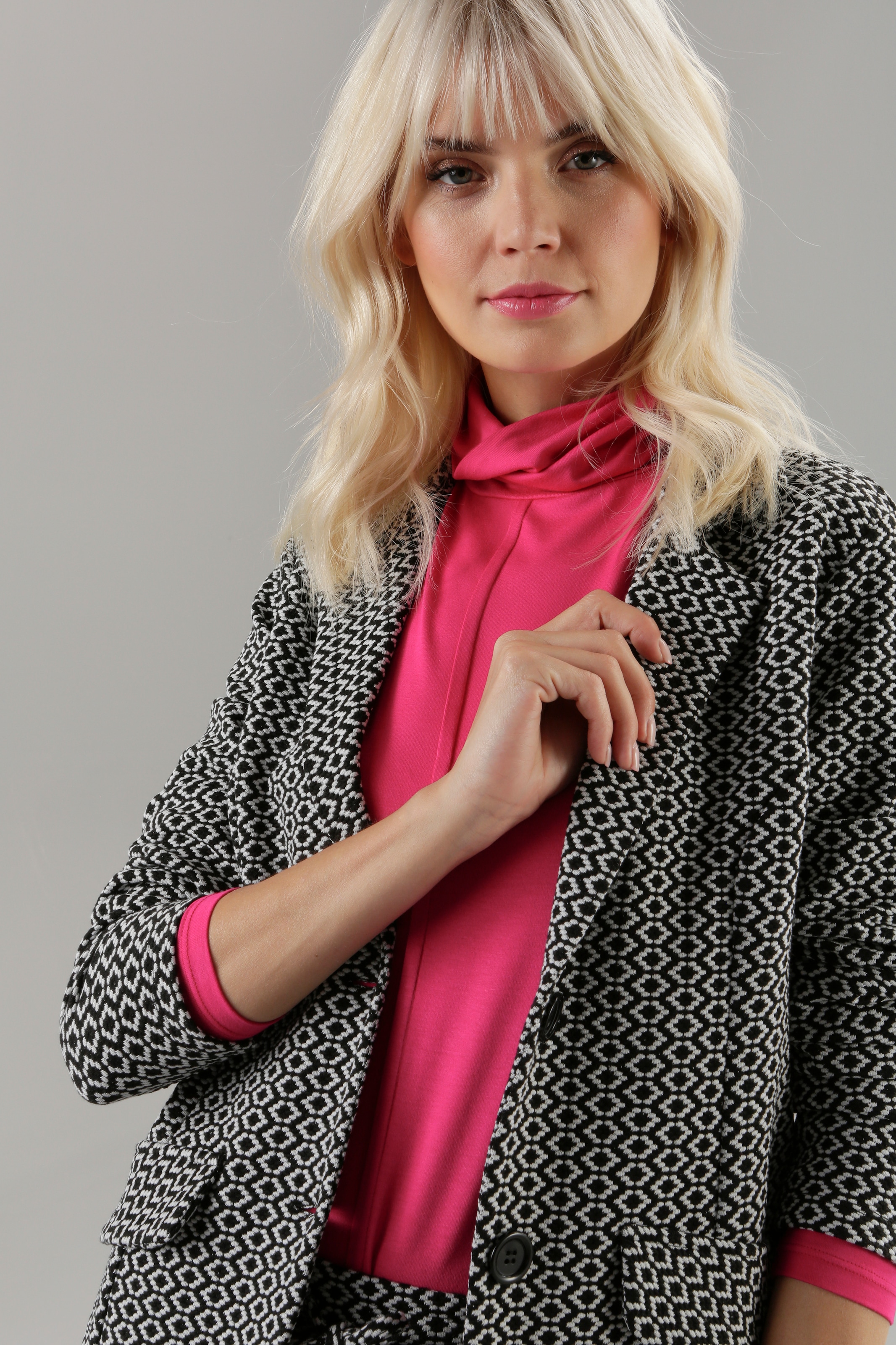 SELECTED online mit kaufen Aniston Jelmoli-Versand Allover-Muster trendy | Kurzblazer,
