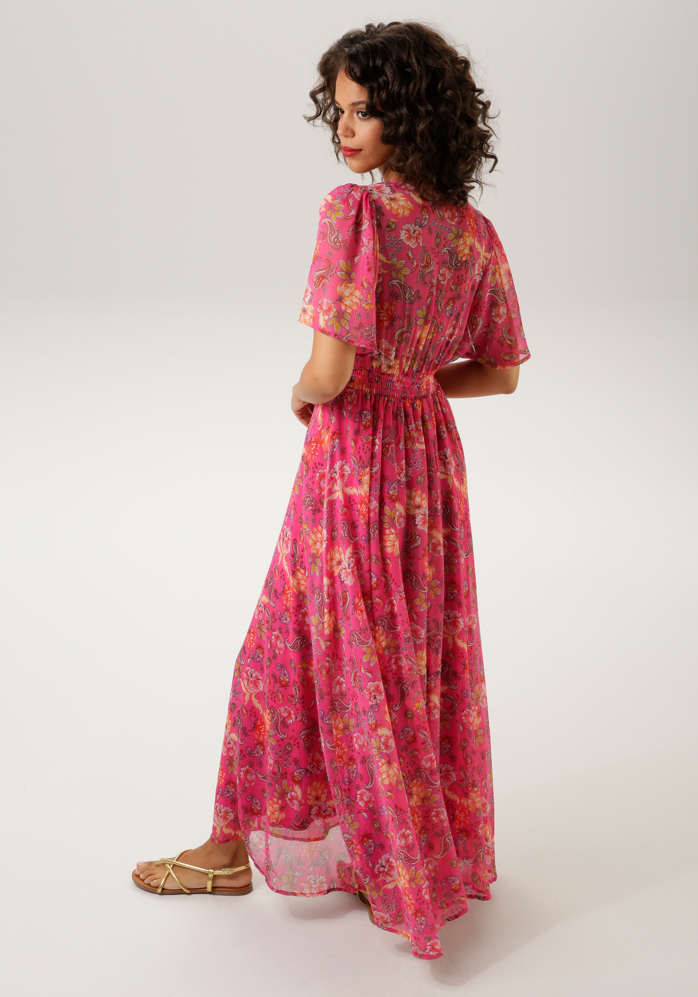 Aniston CASUAL Sommerkleid, mit phantasievollem Blumen- und Paisley-Druck - NEUE KOLLEKTION