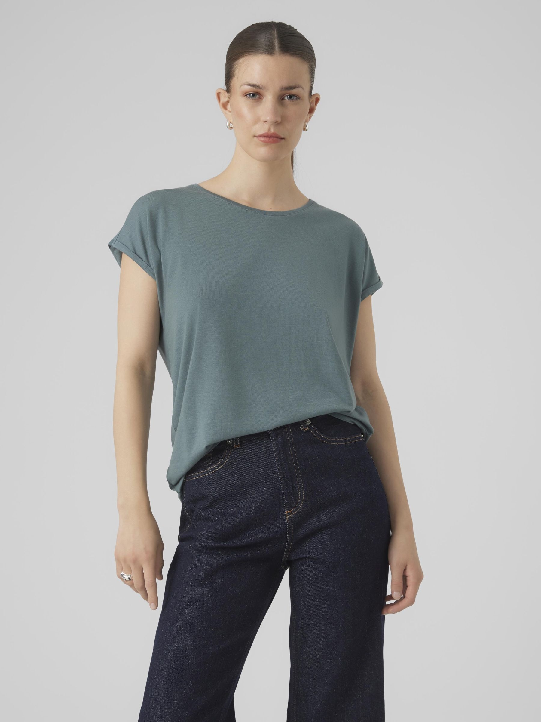 Vero Moda Rundhalsshirt »VMAVA PLAIN SS TOP GAJRS NOOS« Materialmix, regular fit
