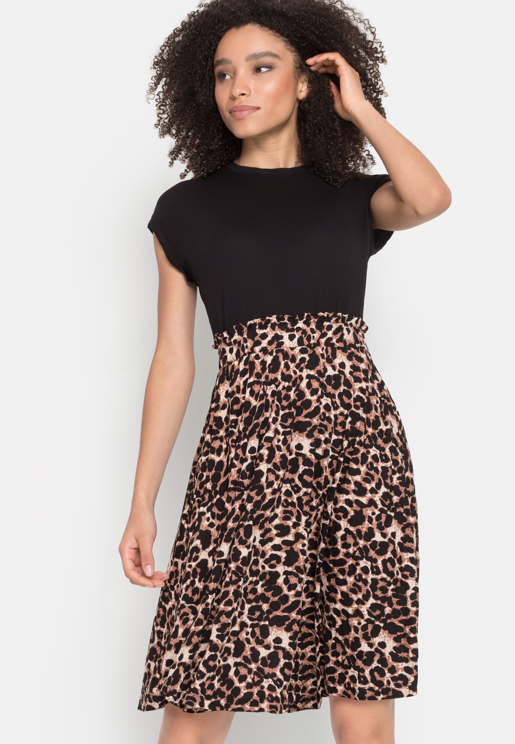 LASCANA Jerseykleid mit Paperbag-Bund