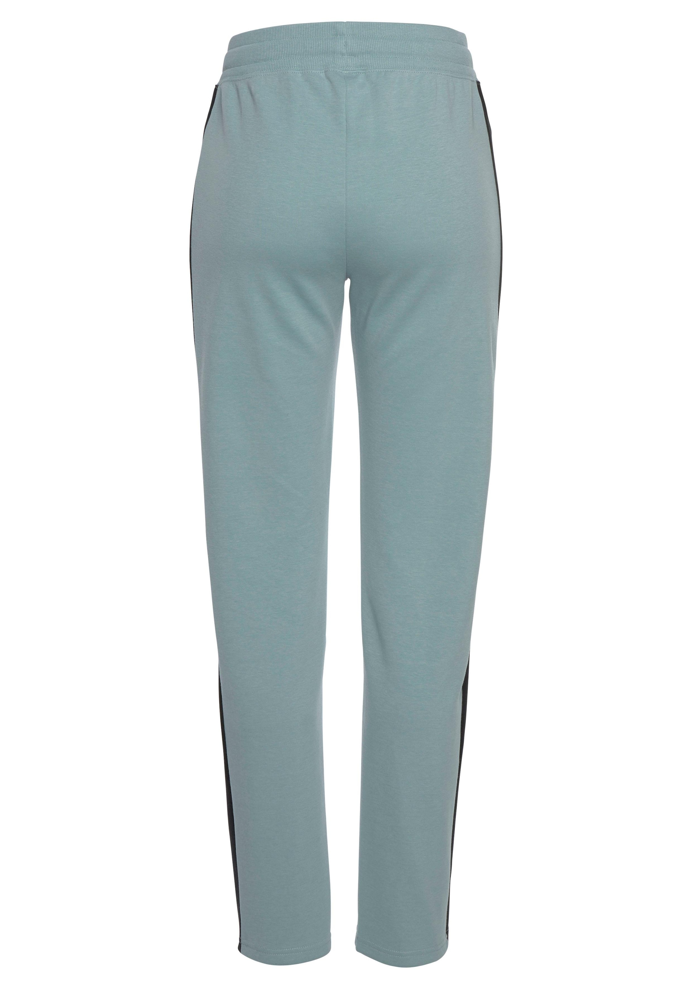 Bench. Loungewear Loungehose, mit Seitenstreifen und geradem Bein, Loungewear