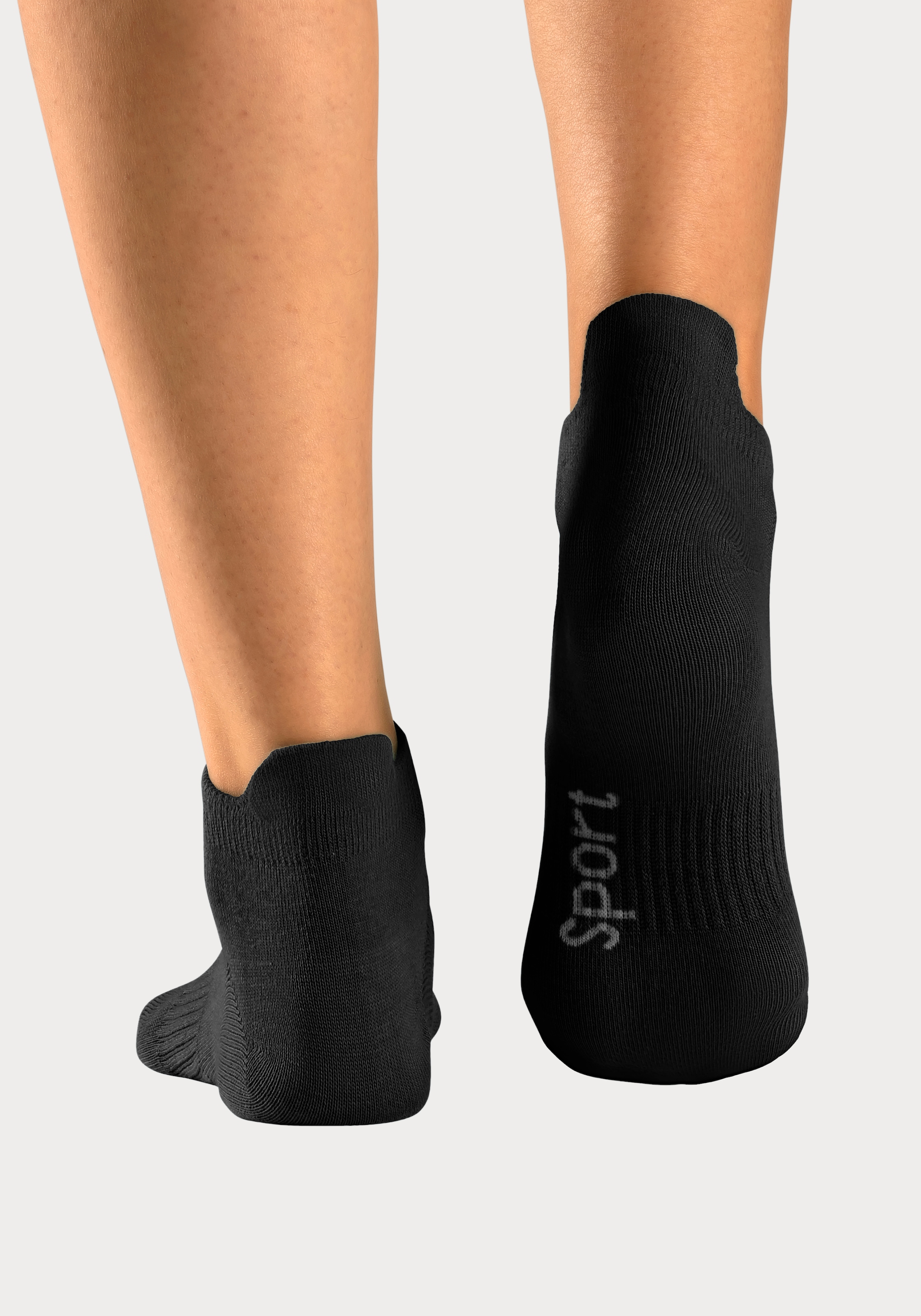 Bench. Sneakersocken, (Packung, 6 Paar), mit feiner Mesh Konstruktion und Mittelfussgummi