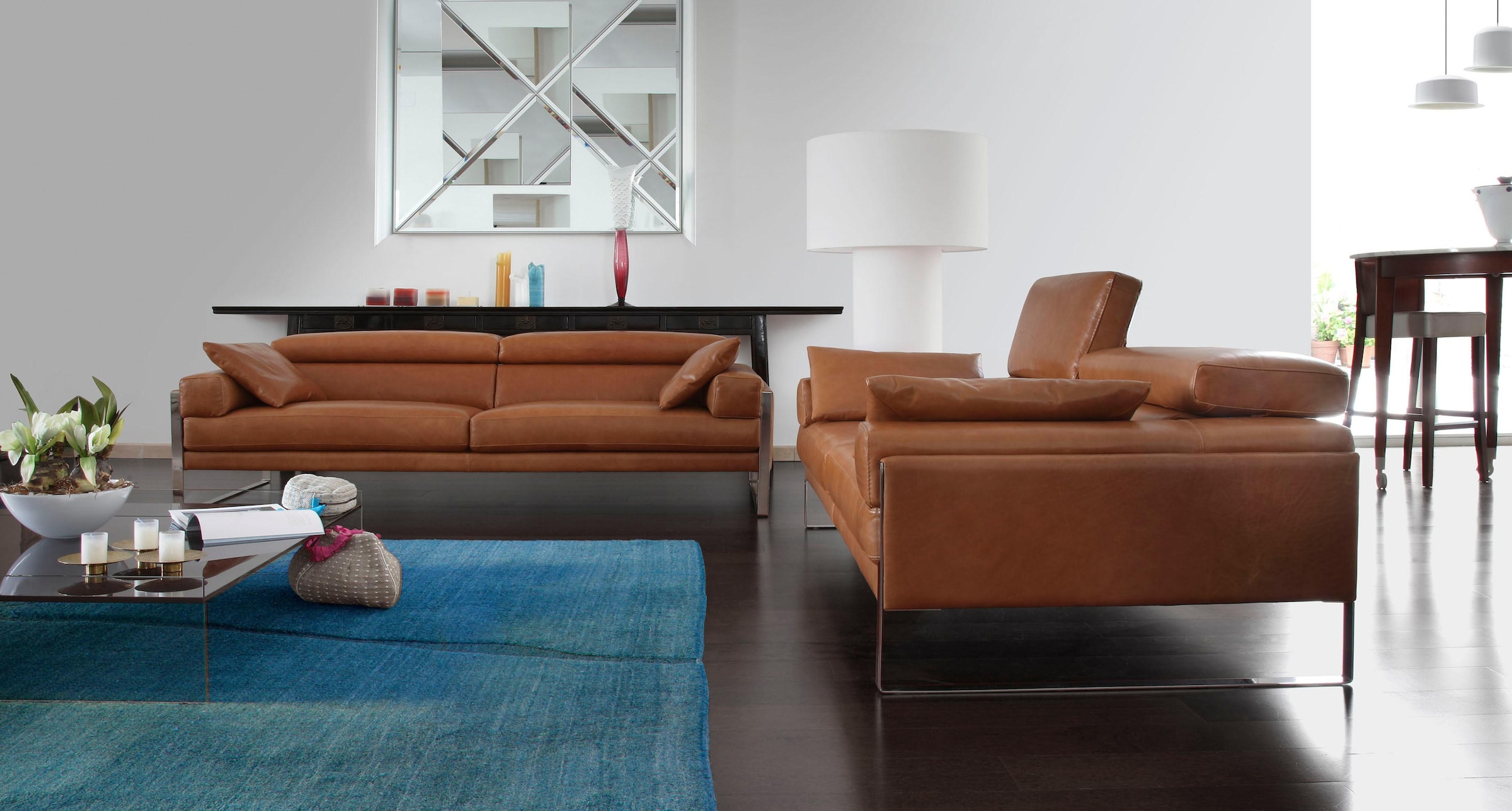 CALIA ITALIA 2,5-Sitzer »Romeo, Designsofa der Extraklasse mit tollem Sitzkomfort«, Designkufenfuss und hochwertigem Lederbezug