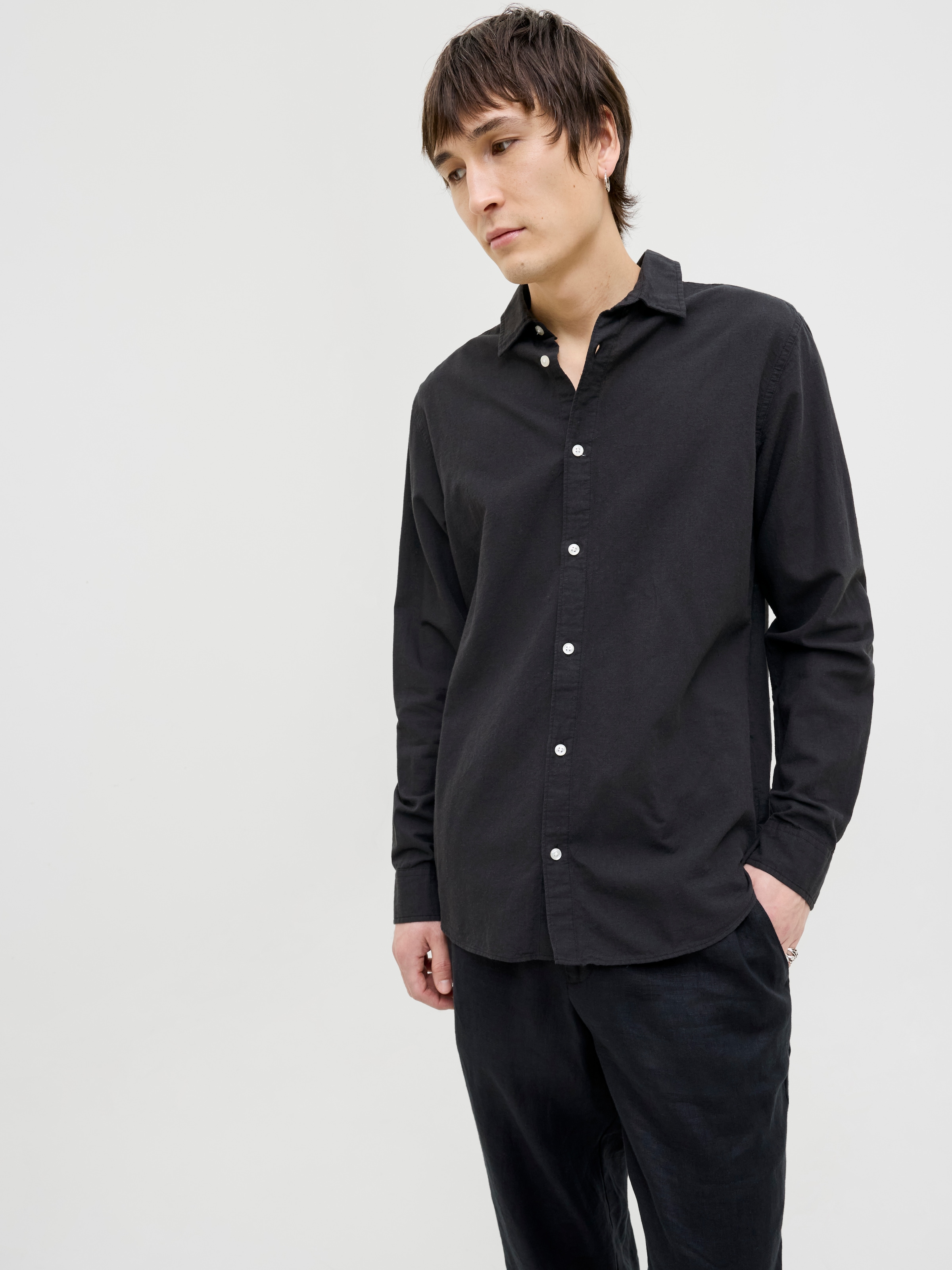 Jack & Jones Langarmhemd »JJEBREEZE SHIRT LS SN«, mit Hemdkragen